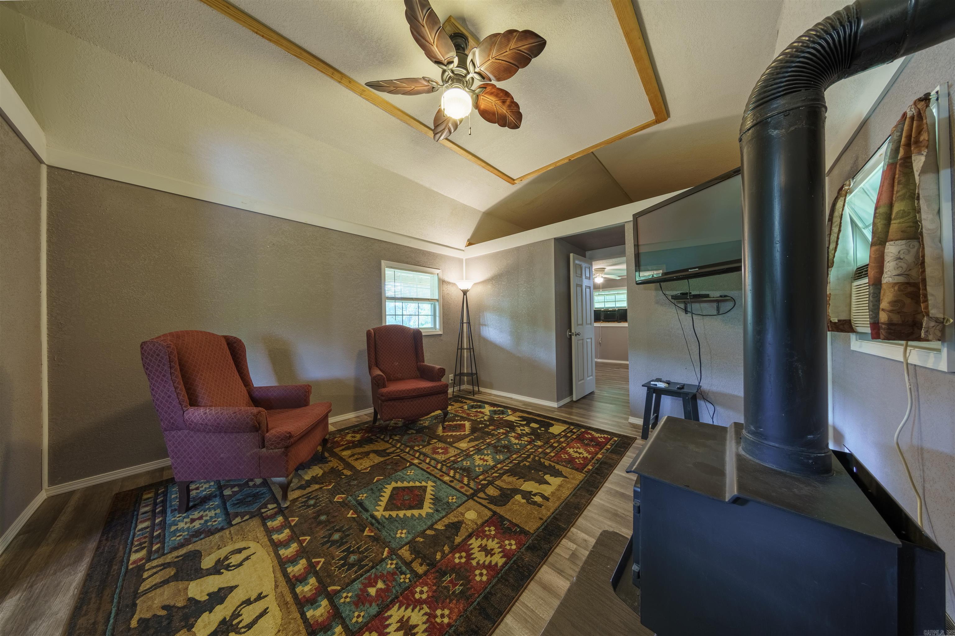 270  Dry Bone Rd  Ash Flat, AR