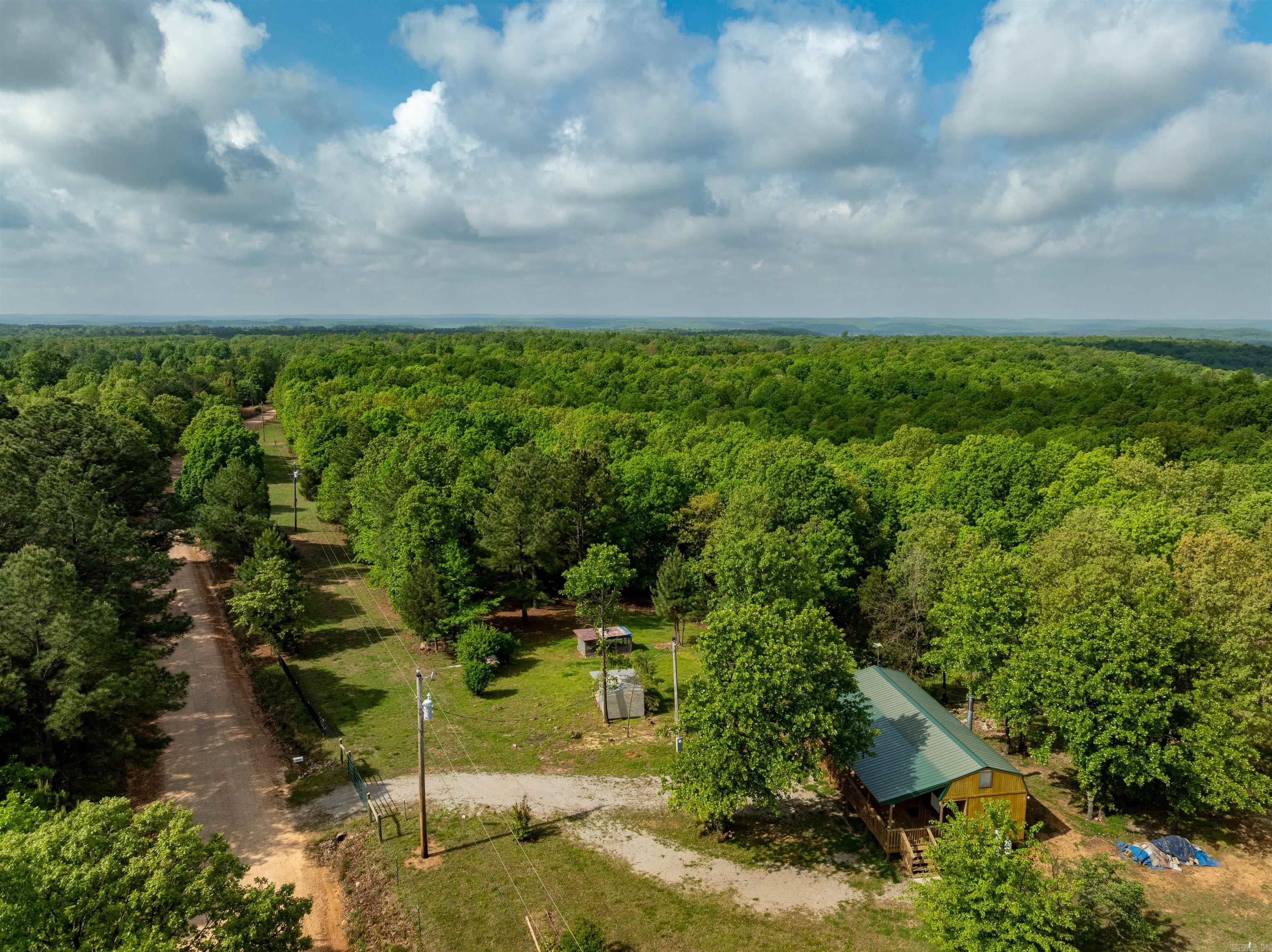 270  Dry Bone Rd  Ash Flat, AR
