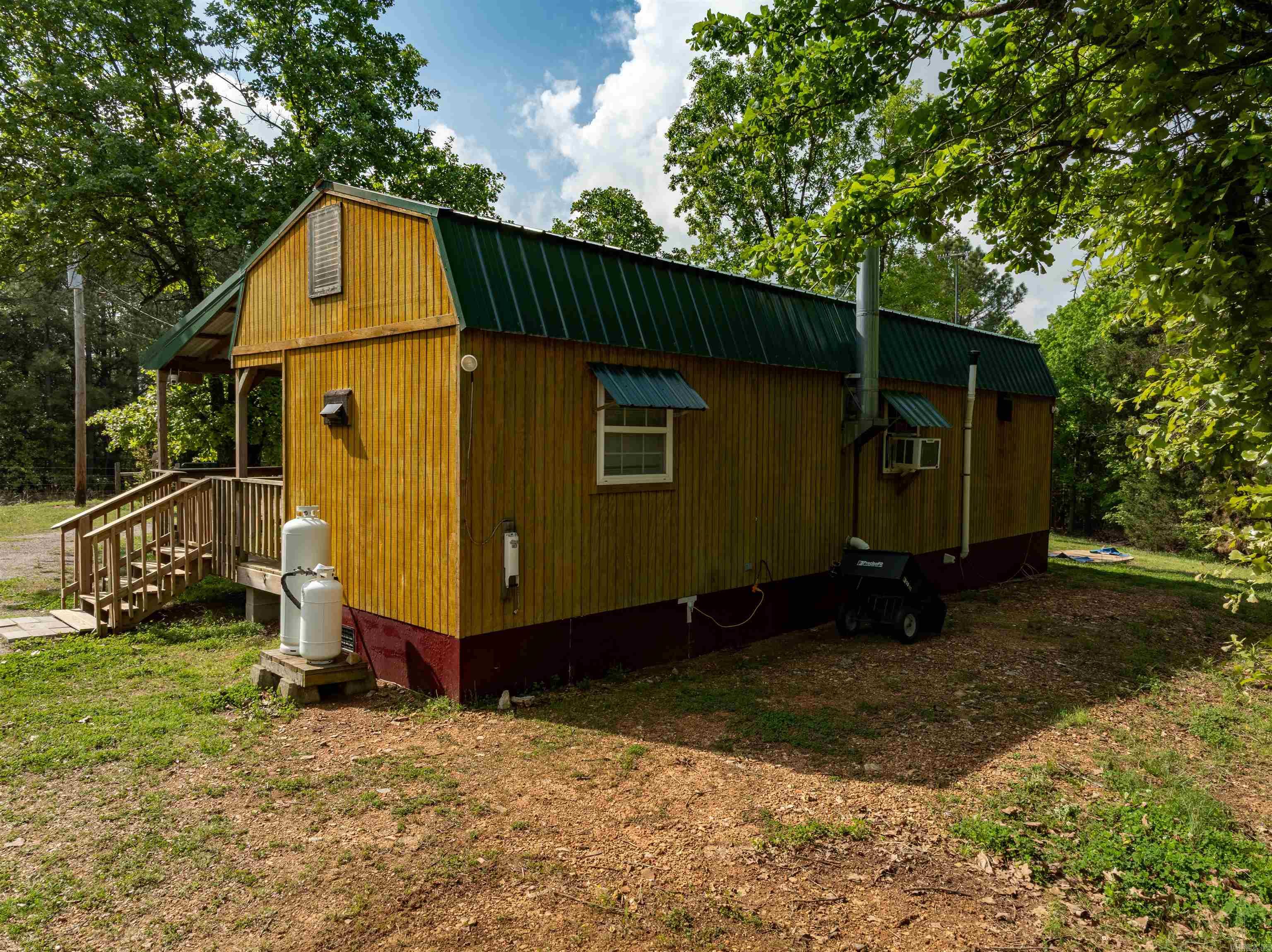 270  Dry Bone Rd  Ash Flat, AR