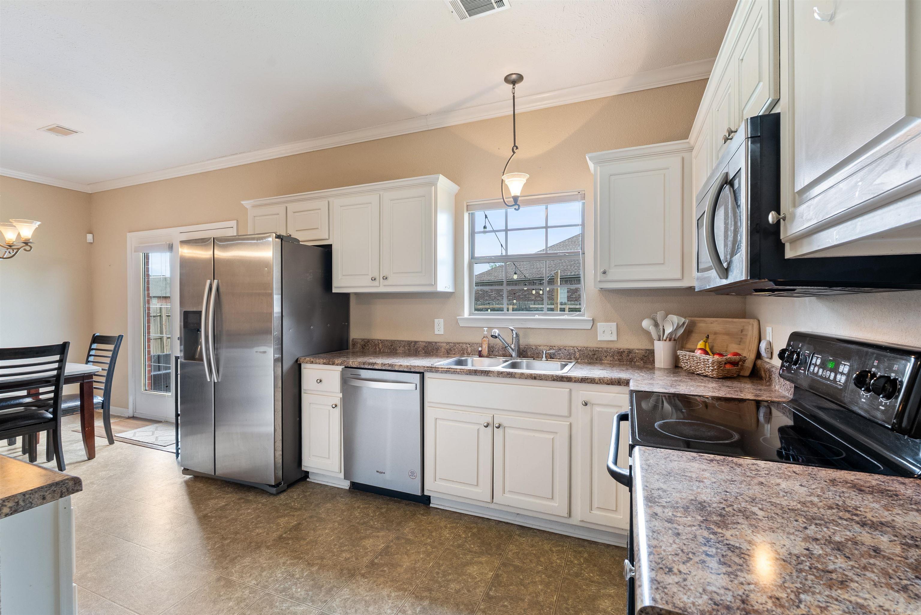 2575 Apple Blossom Lane Conway, AR 72034
