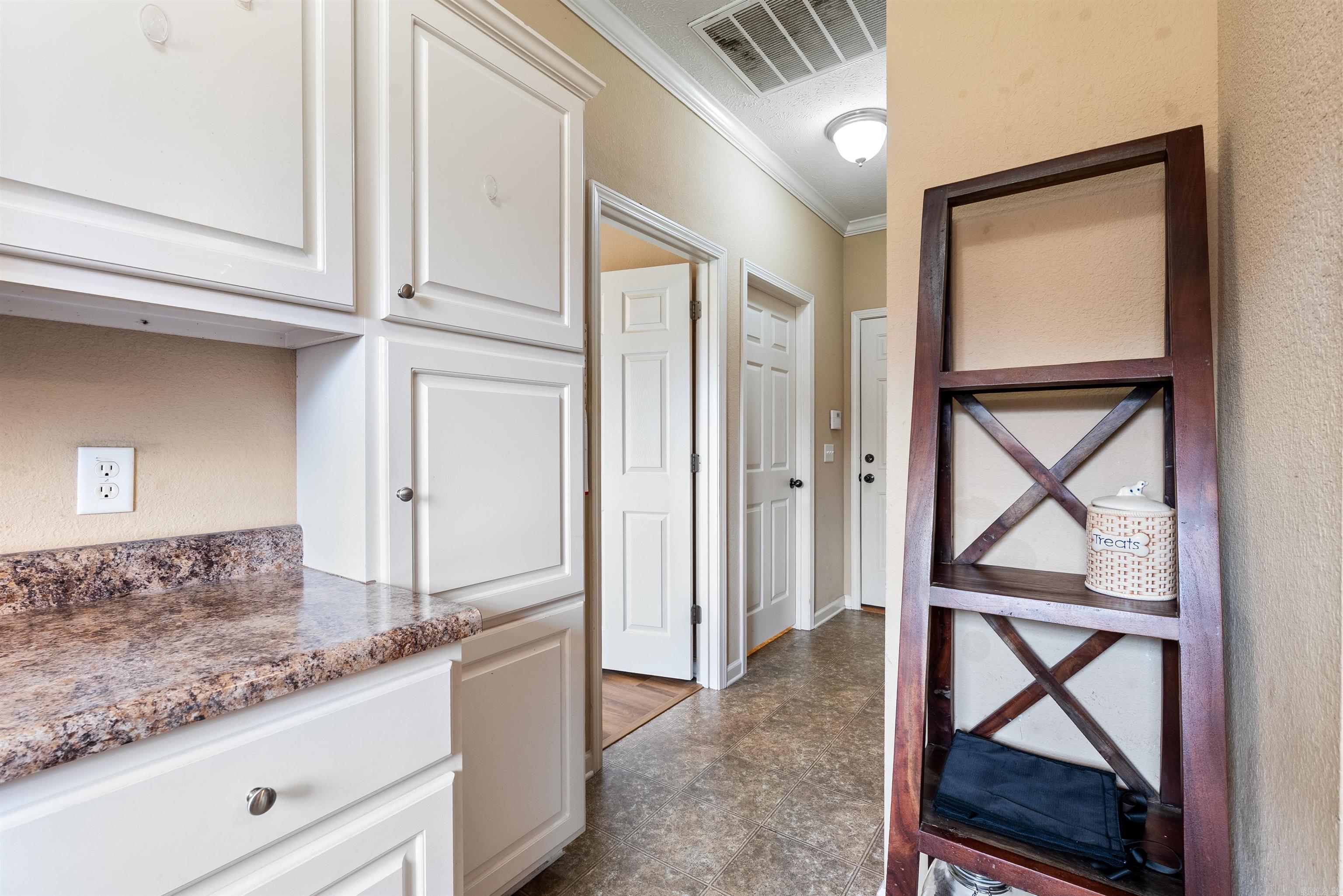 2575 Apple Blossom Lane Conway, AR 72034