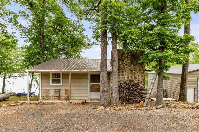 138  Ridge  Houston, AR