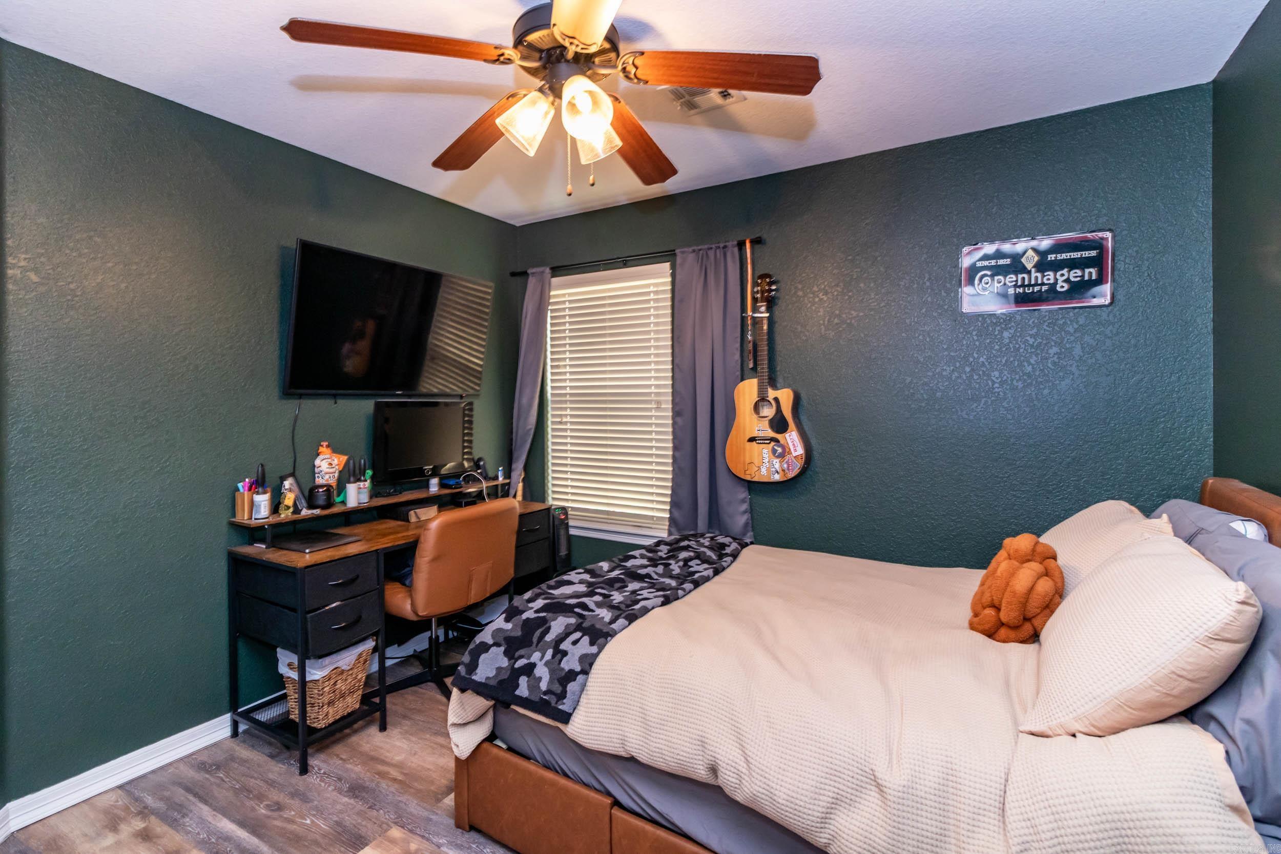 75 E Madrid  Fayetteville, AR