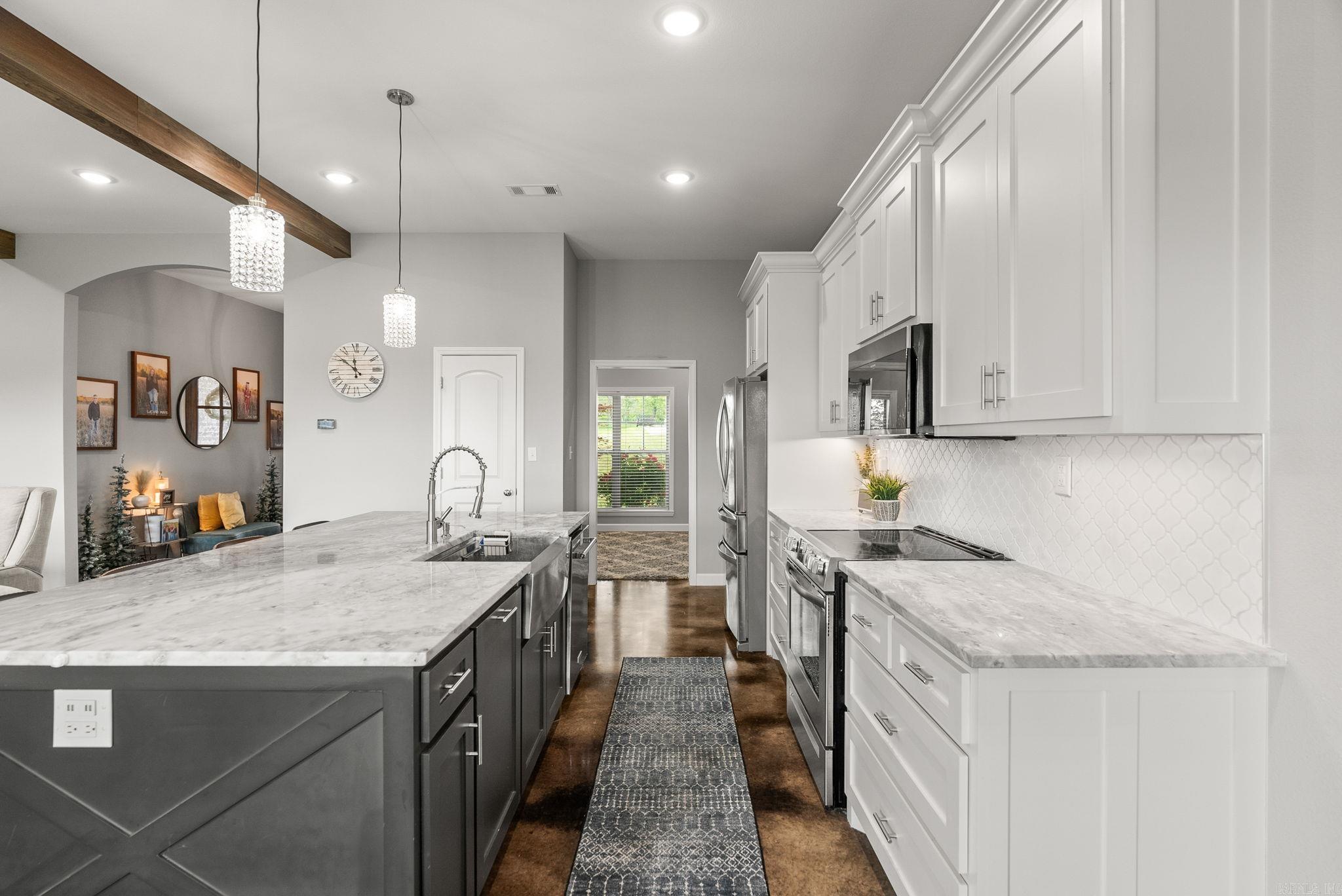 23  Taryn Trail  Greenbrier, AR