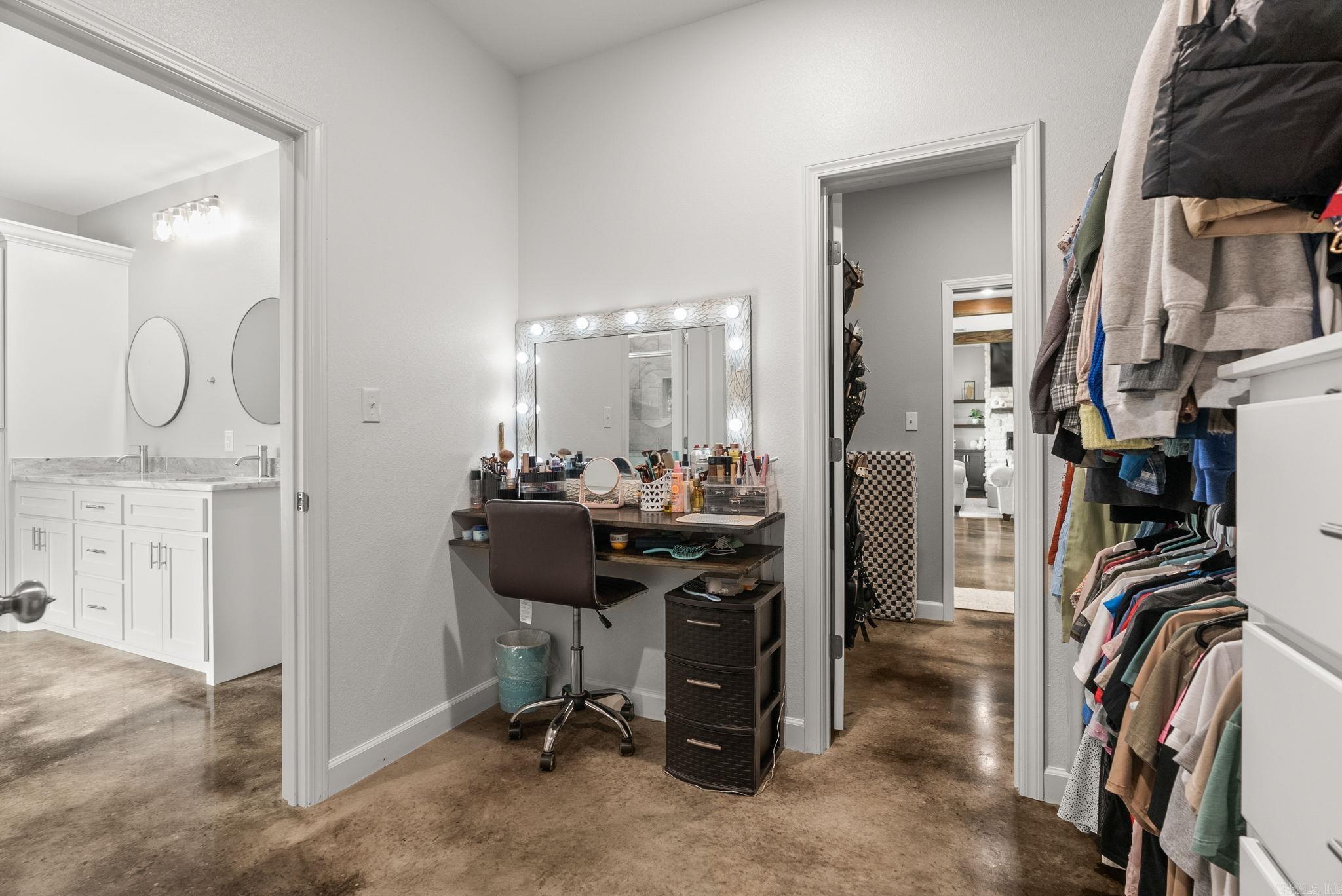 23  Taryn Trail  Greenbrier, AR