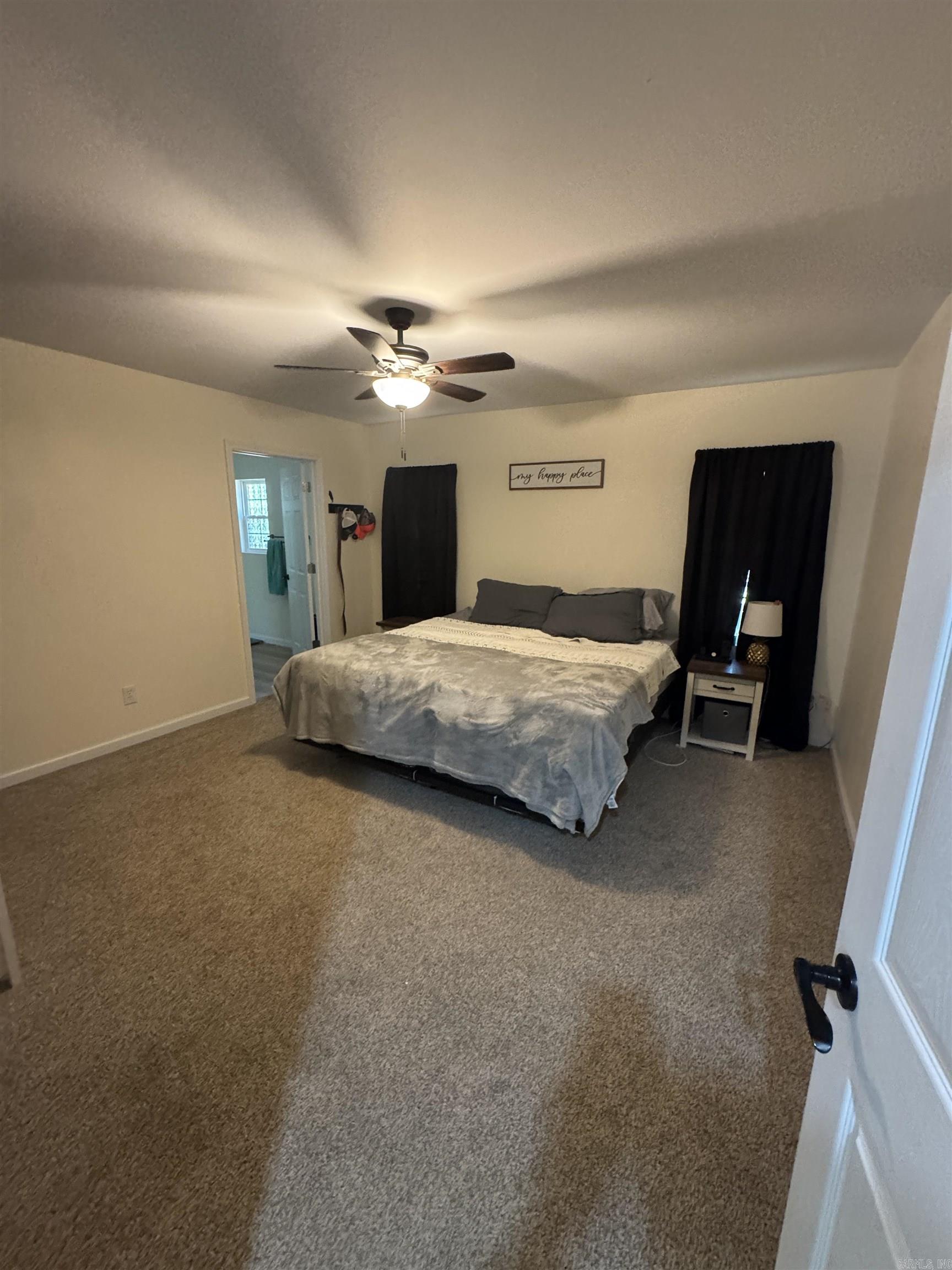 27265  Neighborhood  Hensley, AR