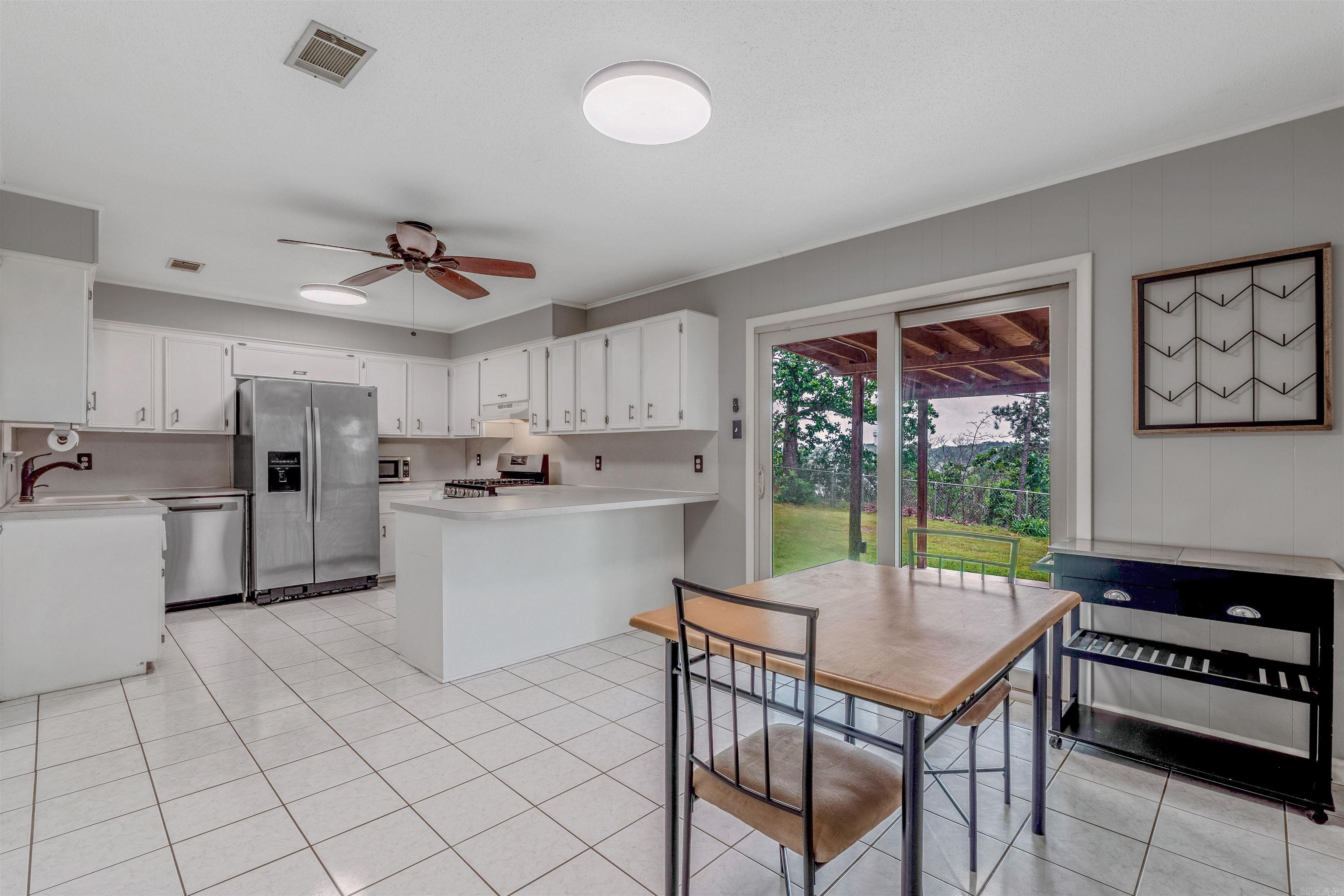 9  Catalina  Little Rock, AR