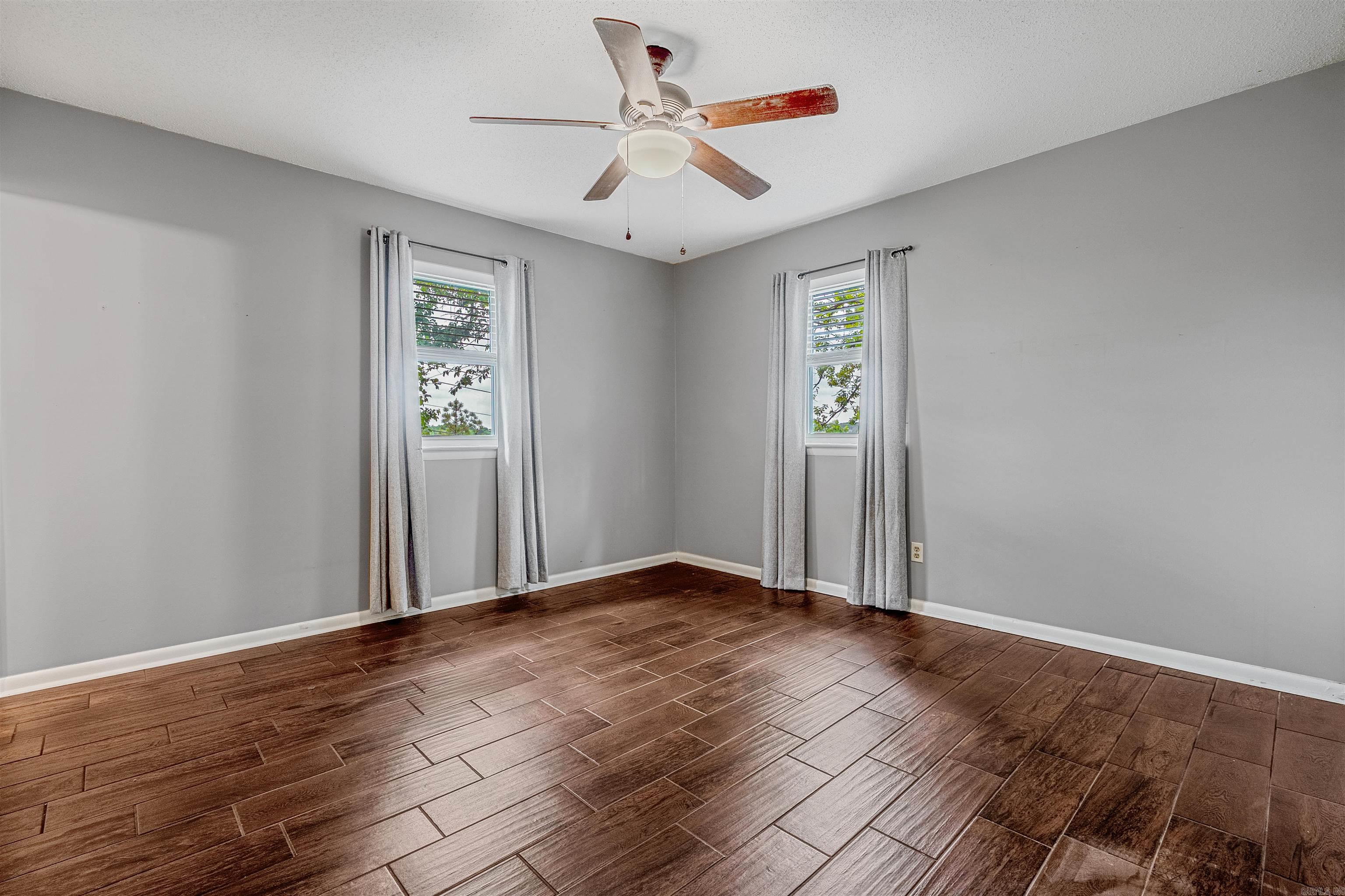9  Catalina  Little Rock, AR