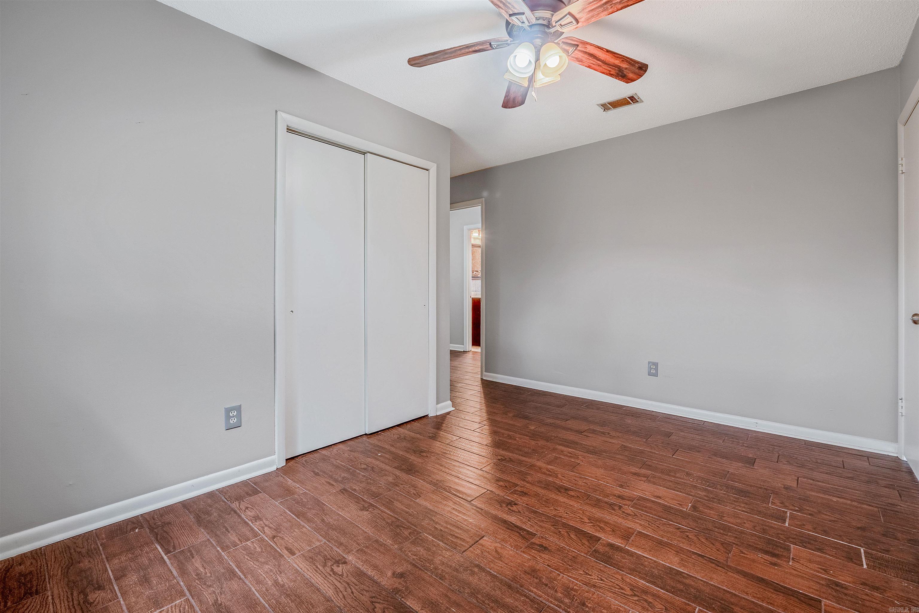 9  Catalina  Little Rock, AR