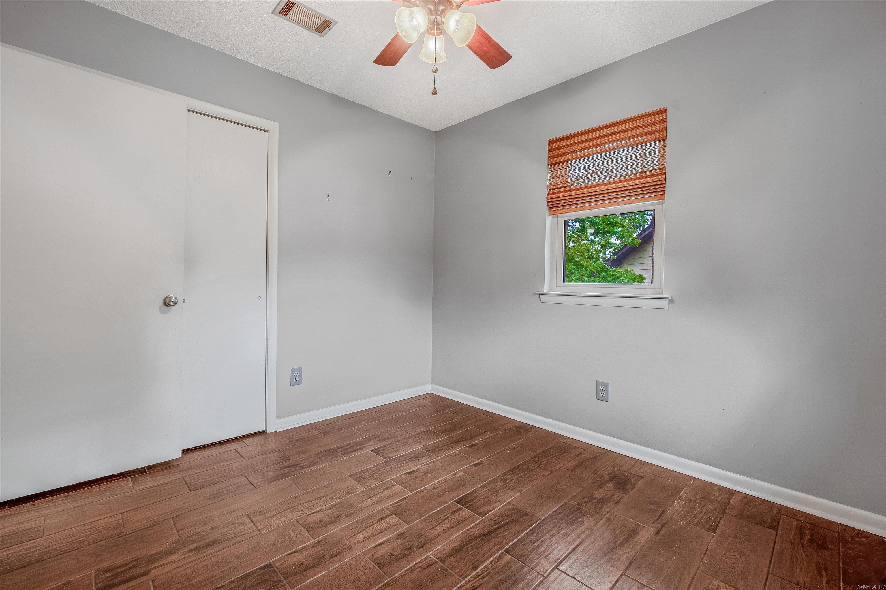 9  Catalina  Little Rock, AR