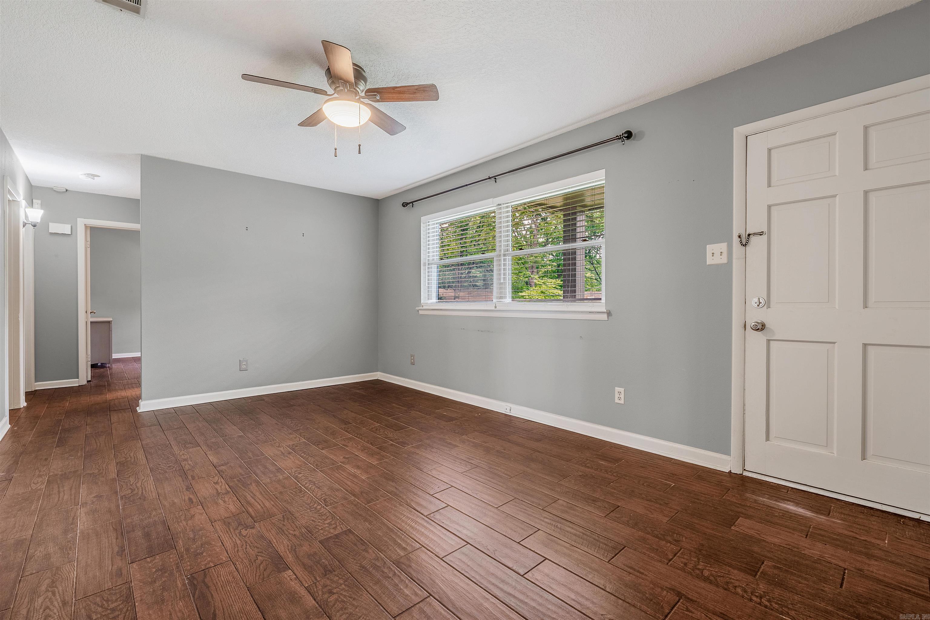 9  Catalina  Little Rock, AR