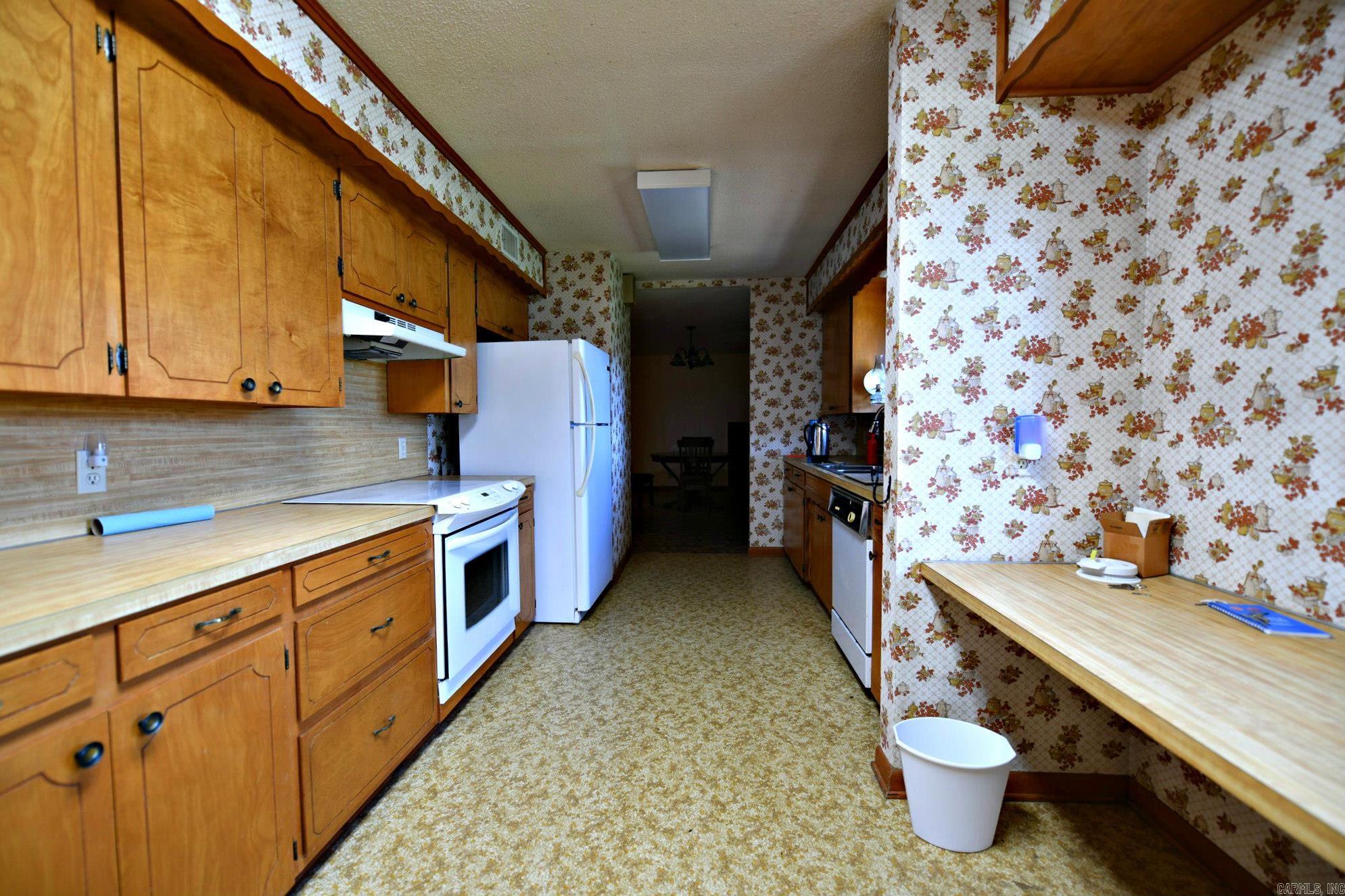 120 Paw Lane Mena, AR 71953