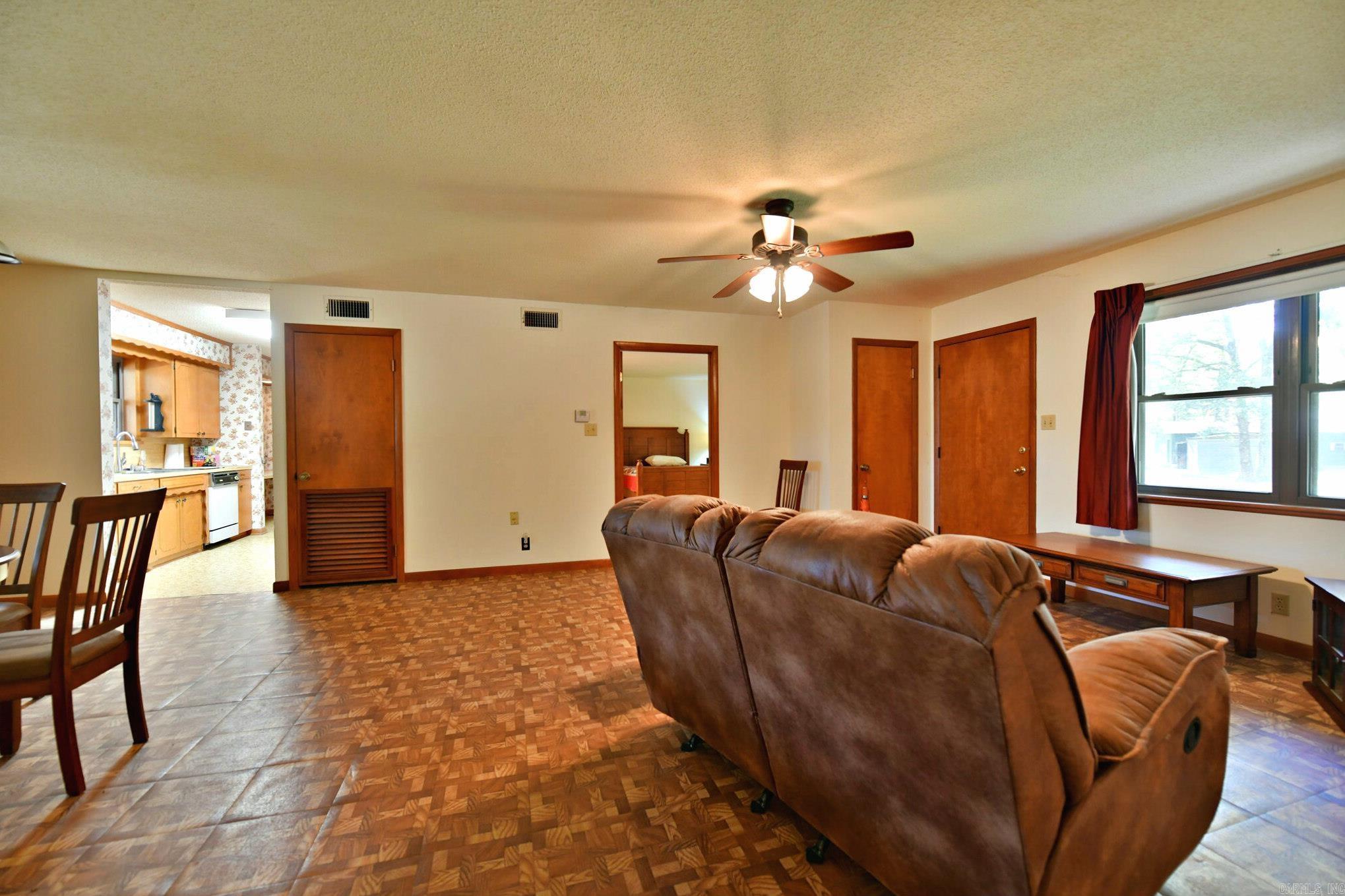 120 Paw Lane  Mena, AR