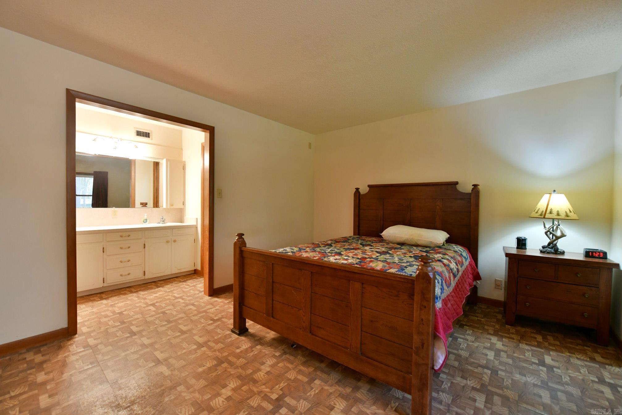 120 Paw Lane  Mena, AR