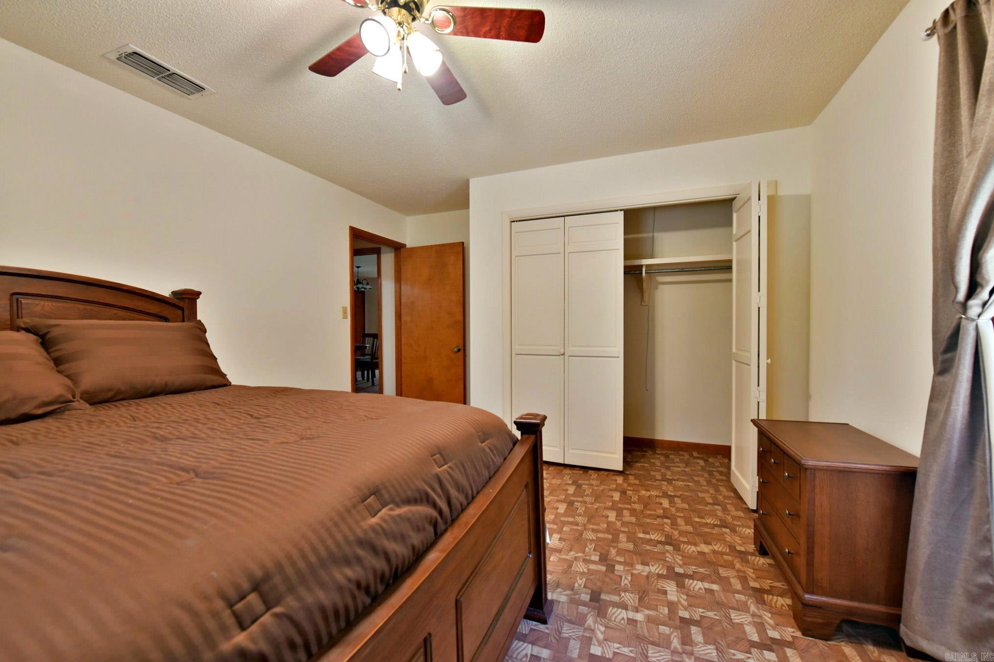 120 Paw Lane  Mena, AR