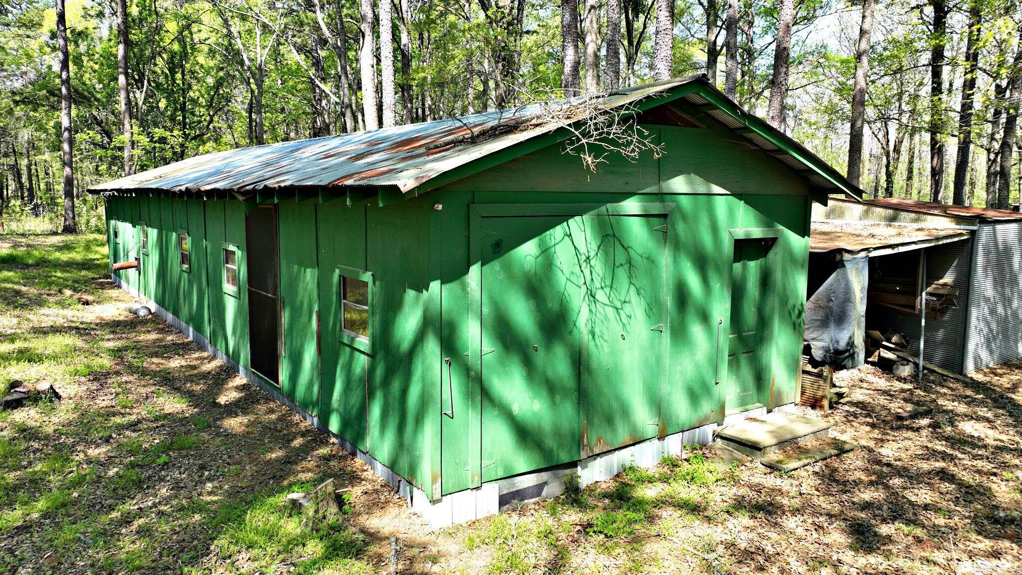 120 Paw Lane Mena, AR 71953