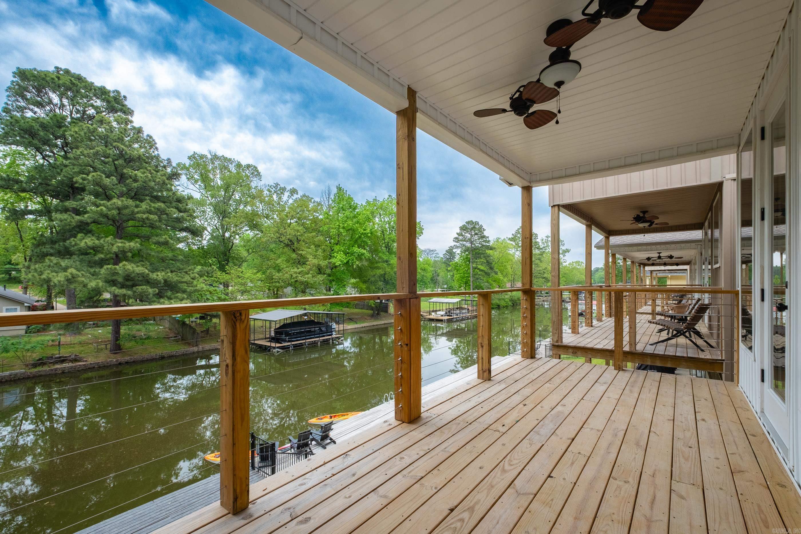 215  Long Beach Drive  Hot Springs, AR
