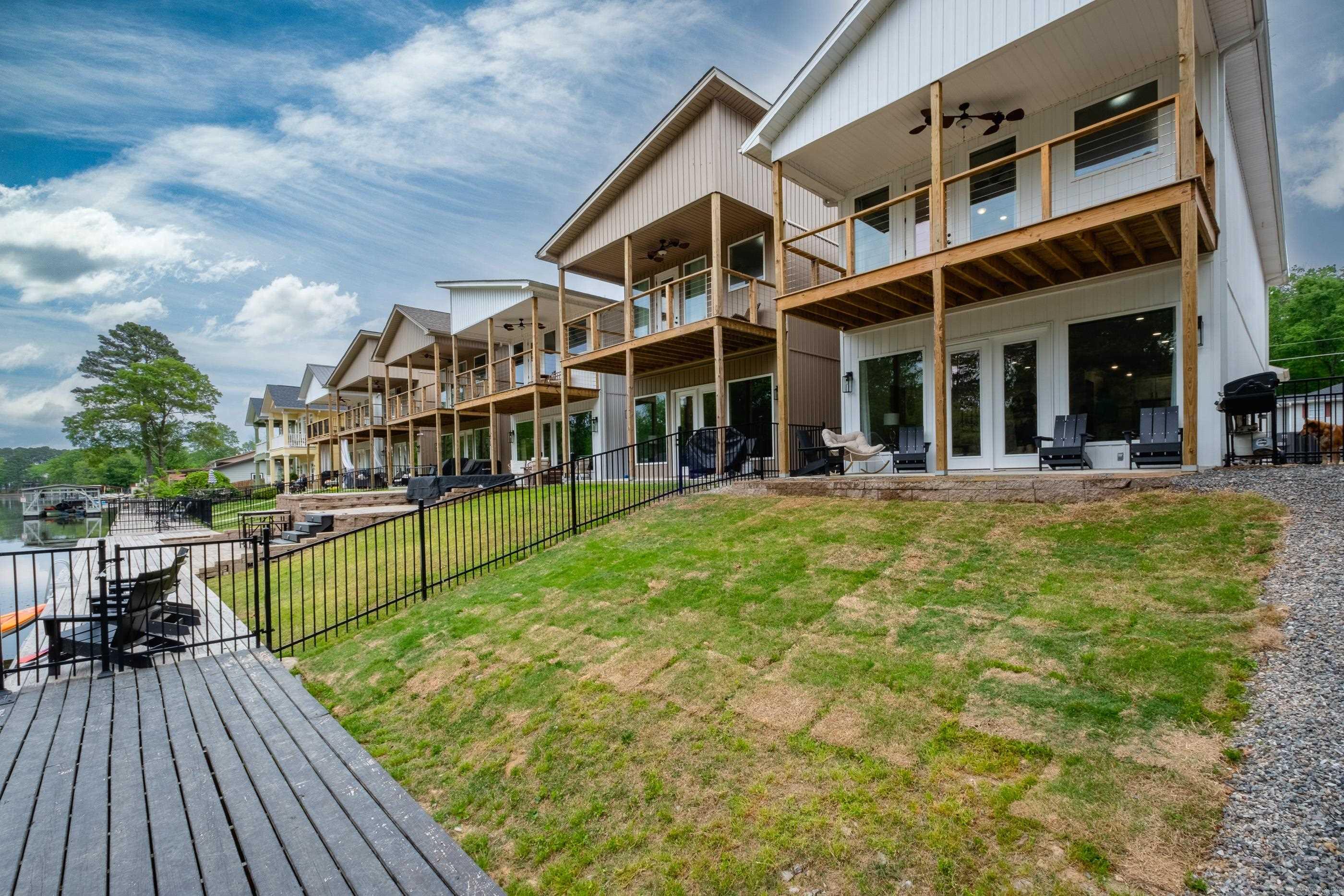215  Long Beach Drive  Hot Springs, AR