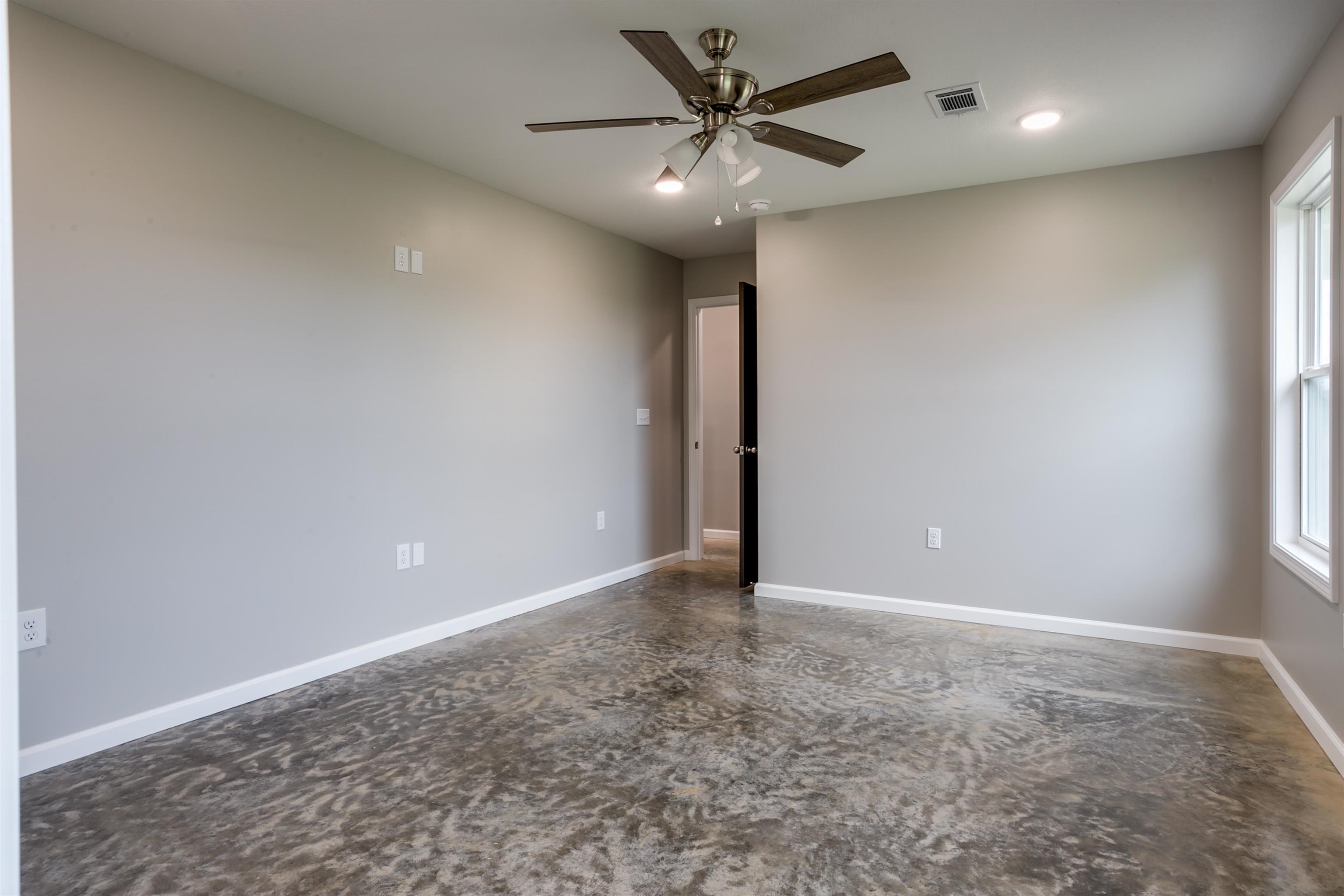 1811 SE FRONT  Hoxie, AR