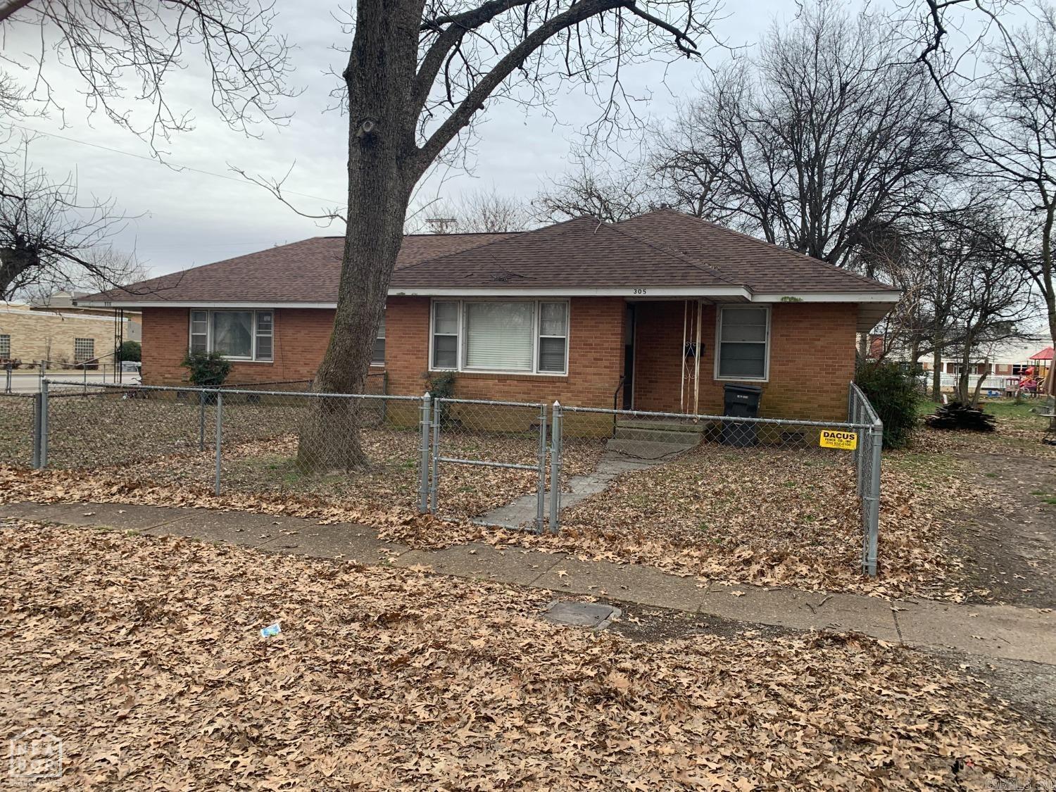 305 W 3Rd  Walnut Ridge, AR
