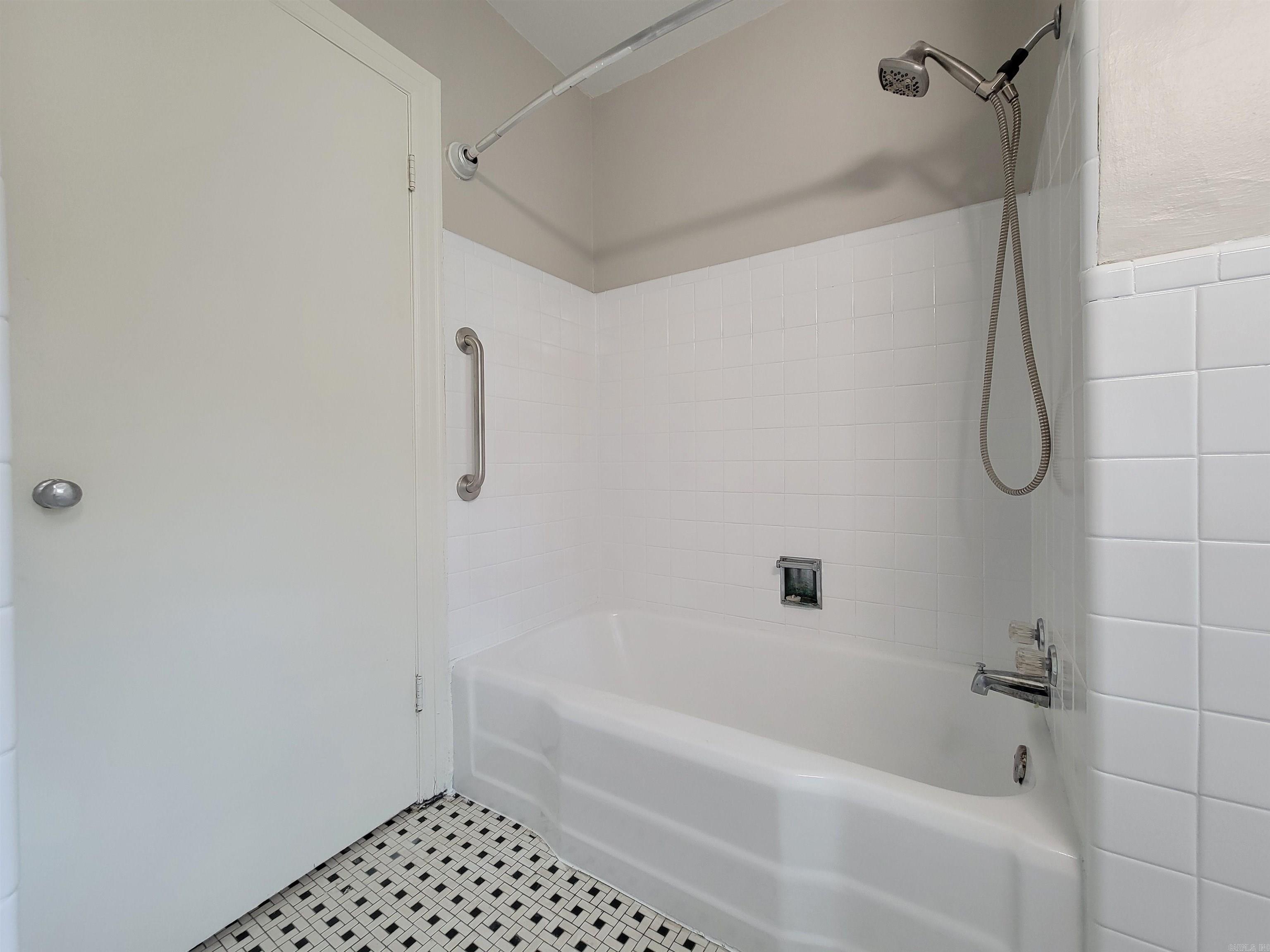 714  Water  North Little Rock, AR