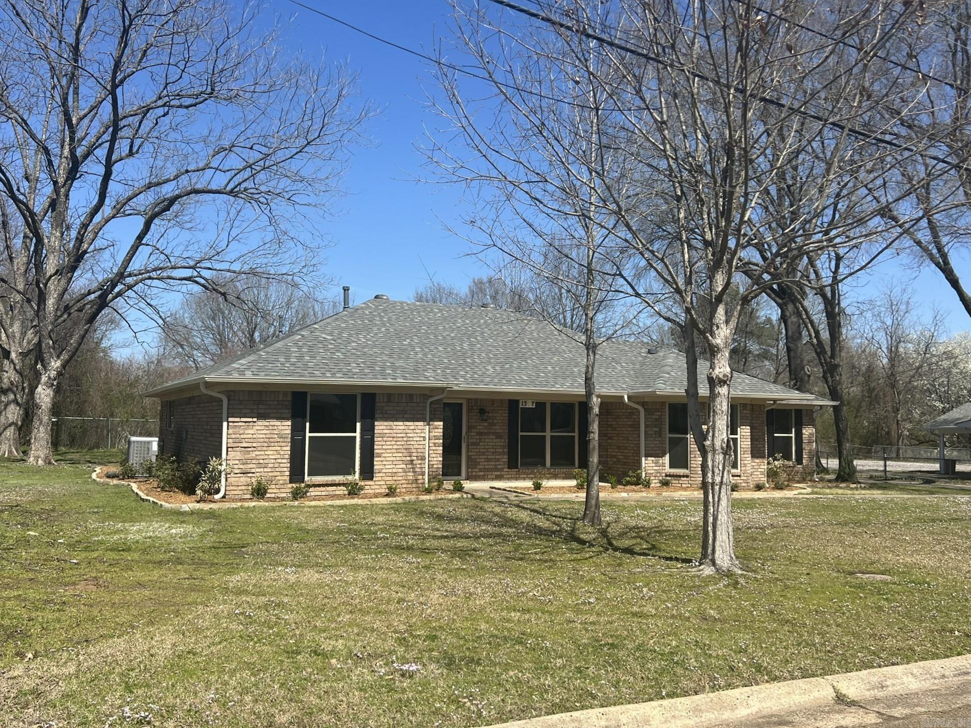 1307 E 48TH STREET  Texarkana, AR