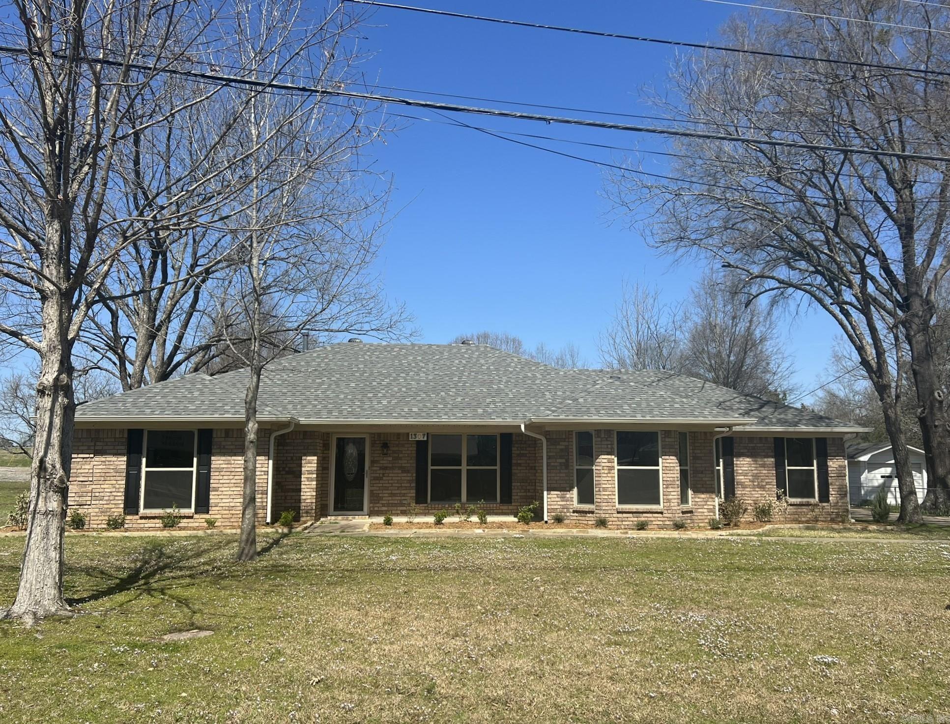 1307 E 48TH STREET  Texarkana, AR