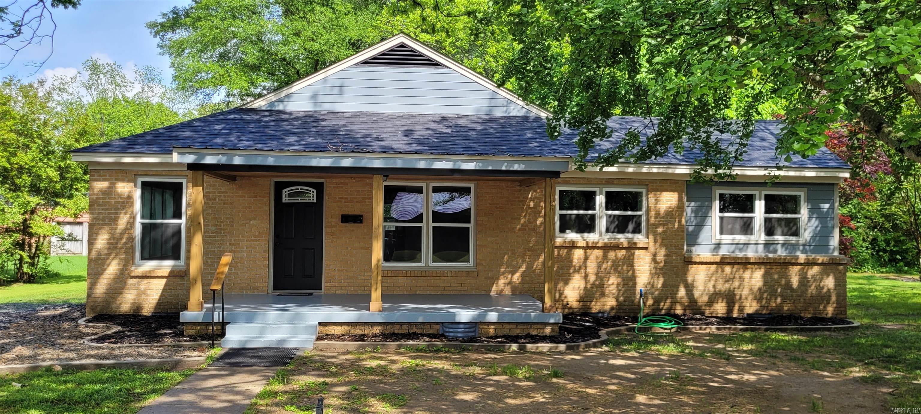 410 N Second  Augusta, AR