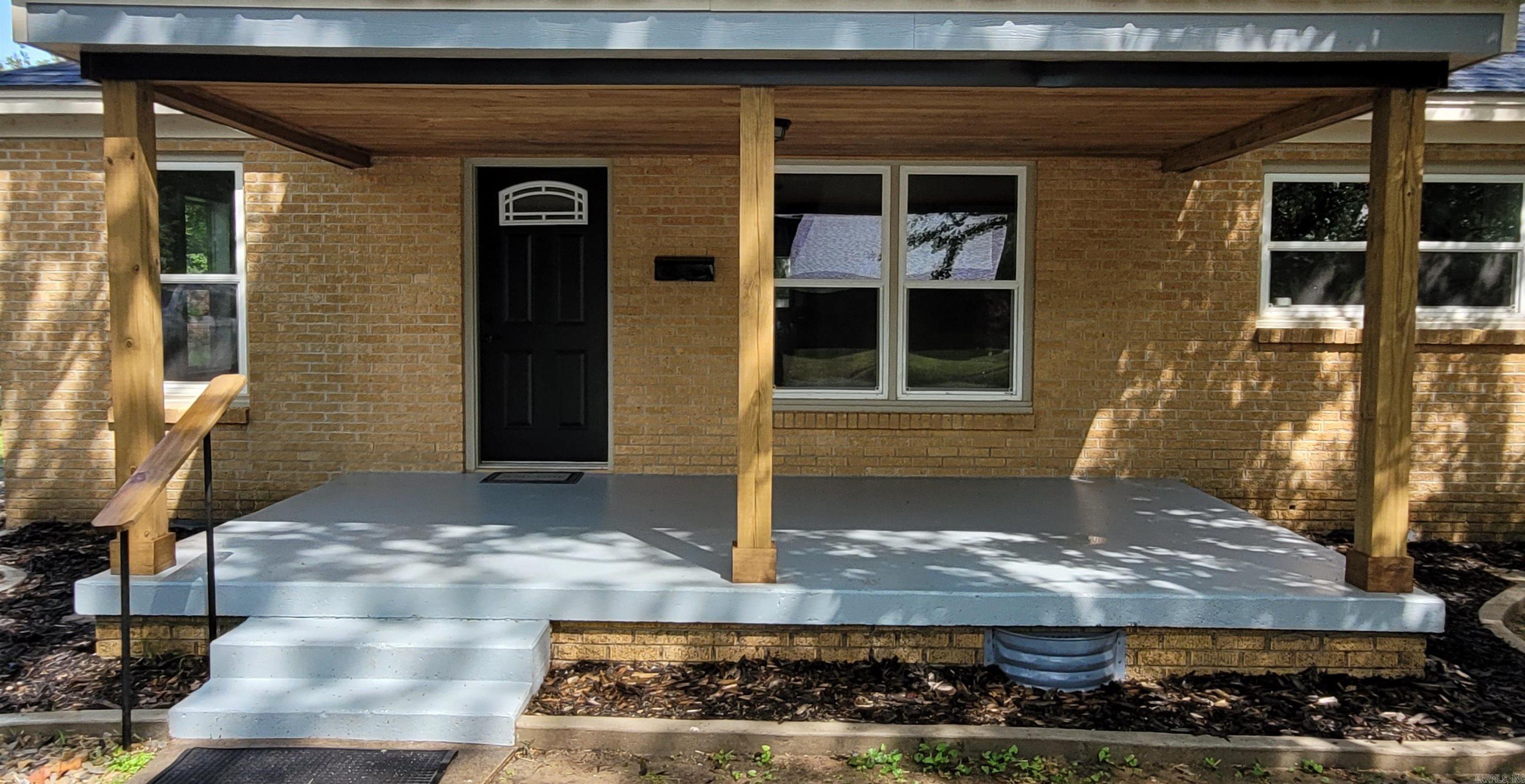 410 N Second  Augusta, AR