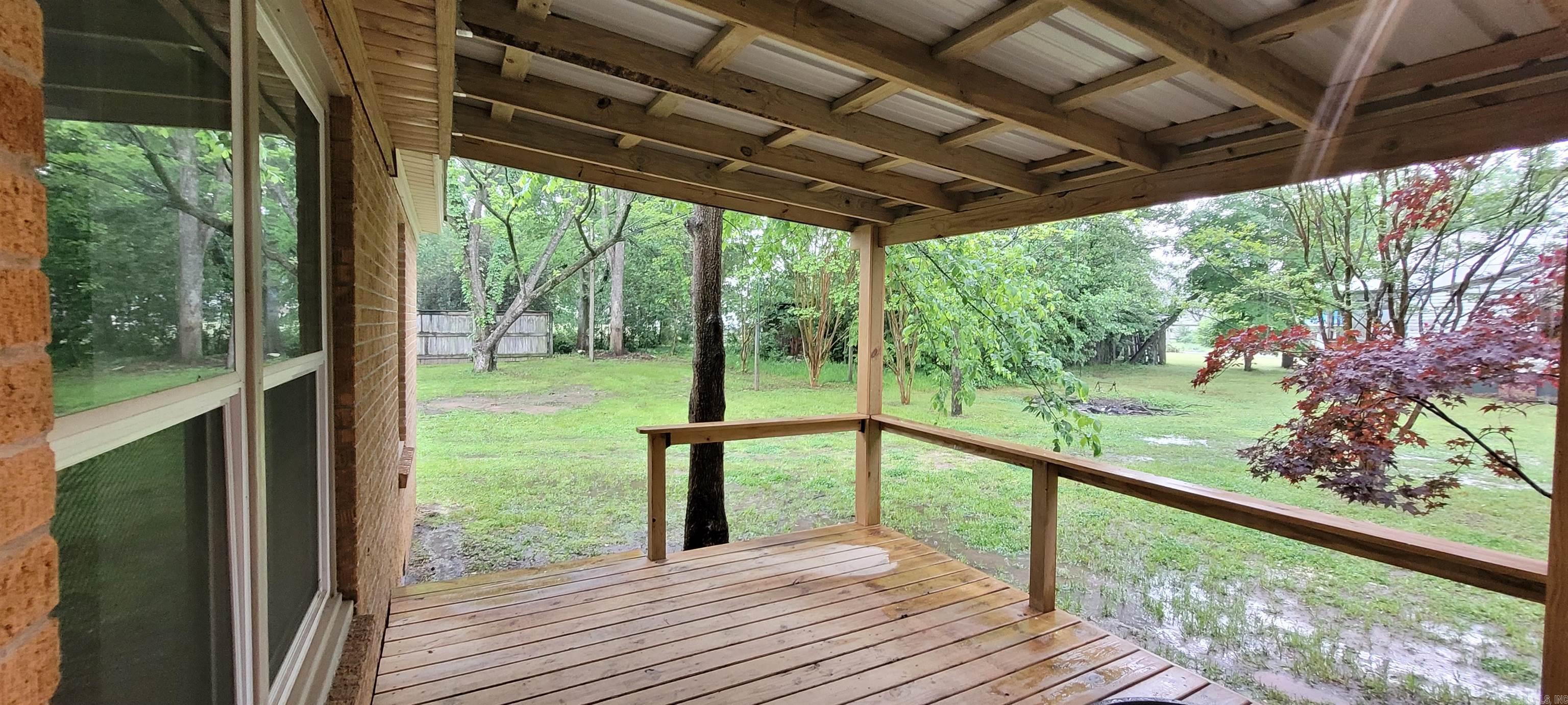 410 N Second  Augusta, AR