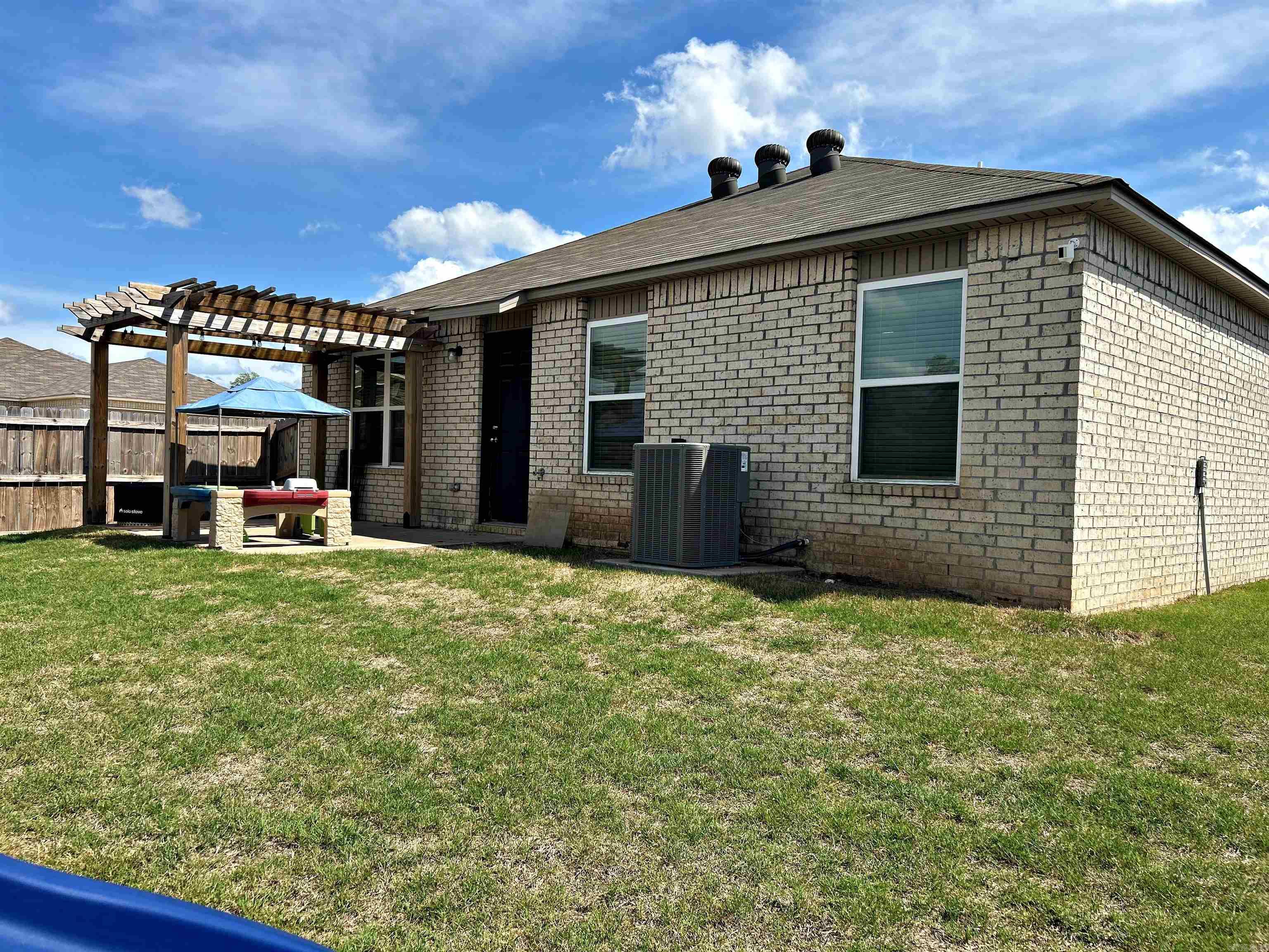 8600  Northwood Creek  North Little Rock, AR