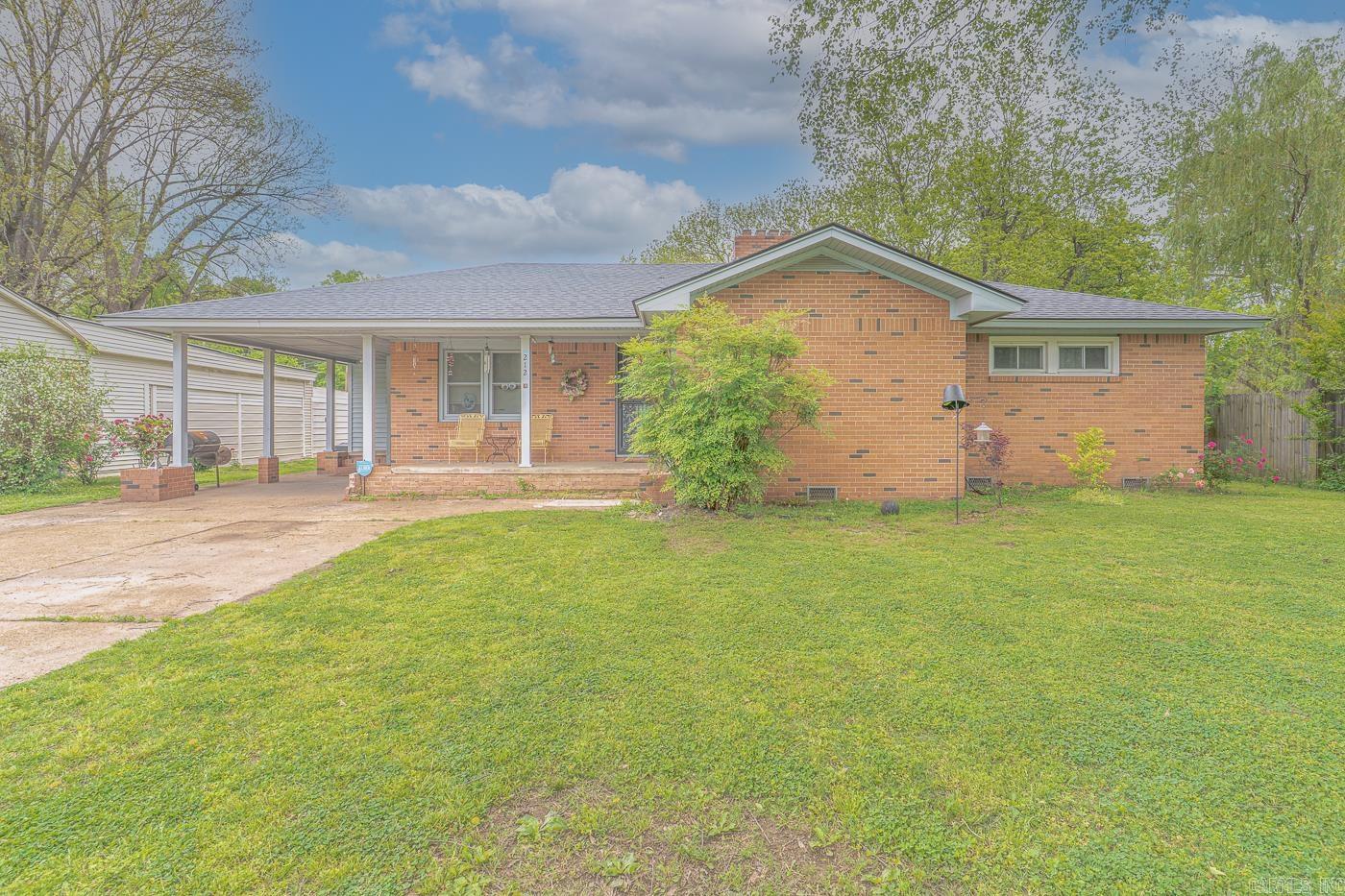 212  Wilkerson  Newport, AR