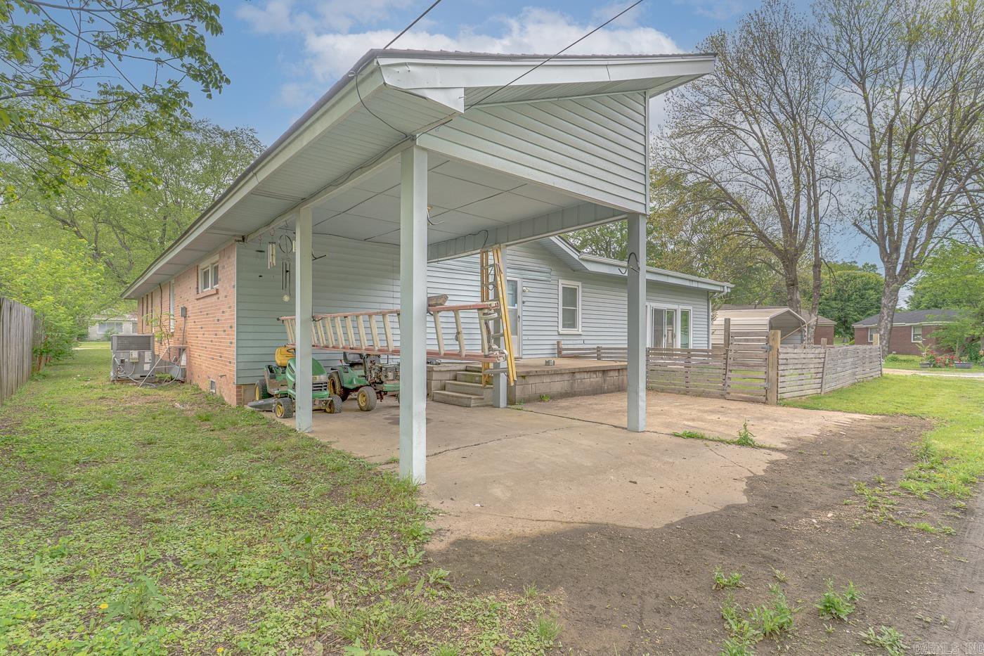 212  Wilkerson  Newport, AR