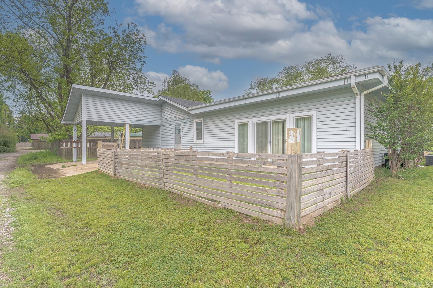 212  Wilkerson  Newport, AR