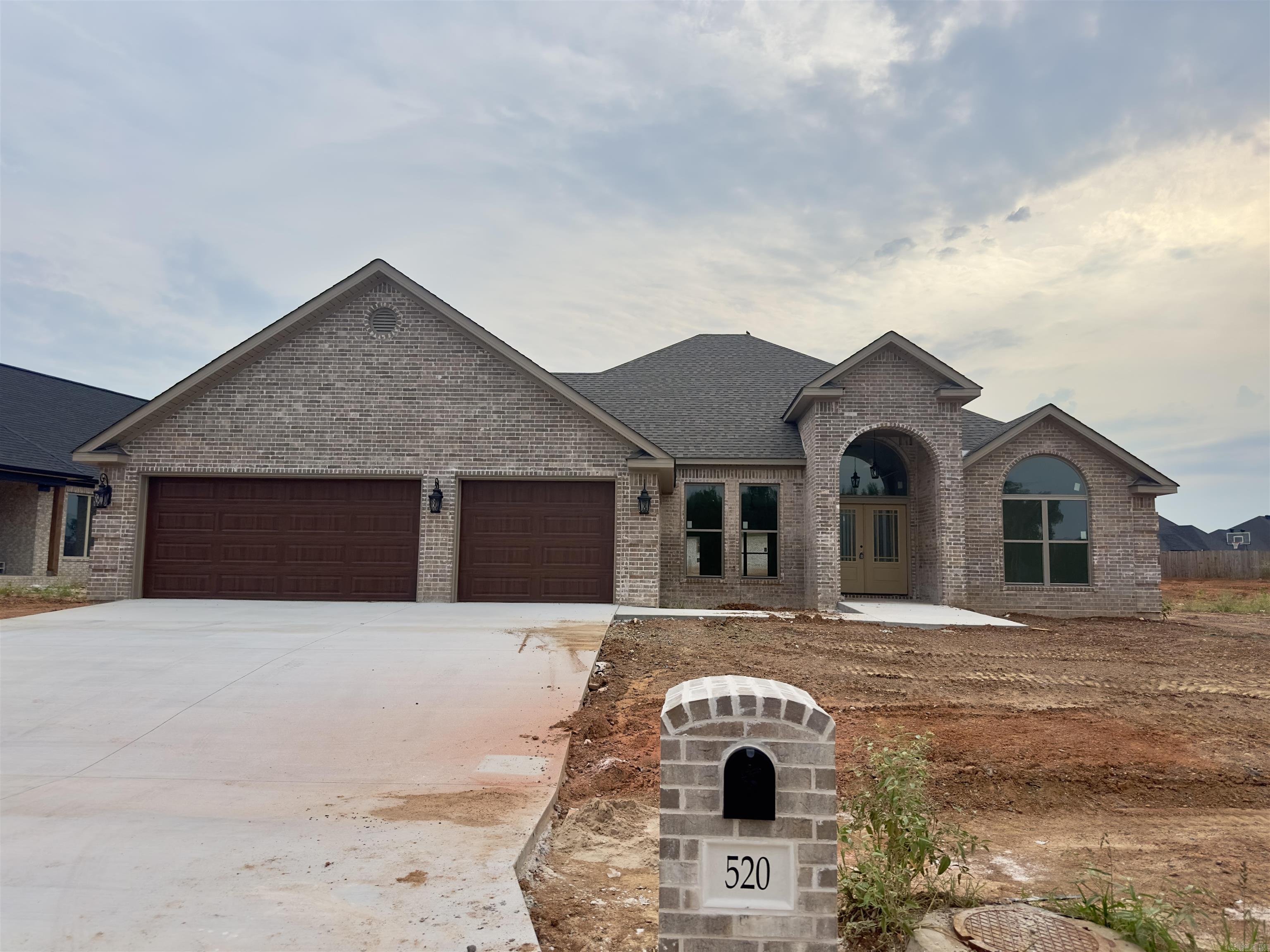 520 Corondelet Lane Maumelle, AR 72113