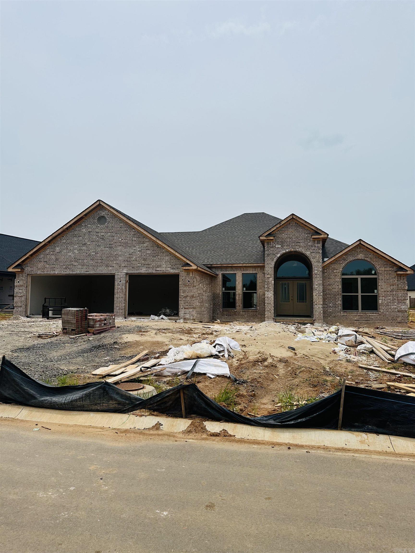 520 Corondelet Lane Maumelle, AR 72113