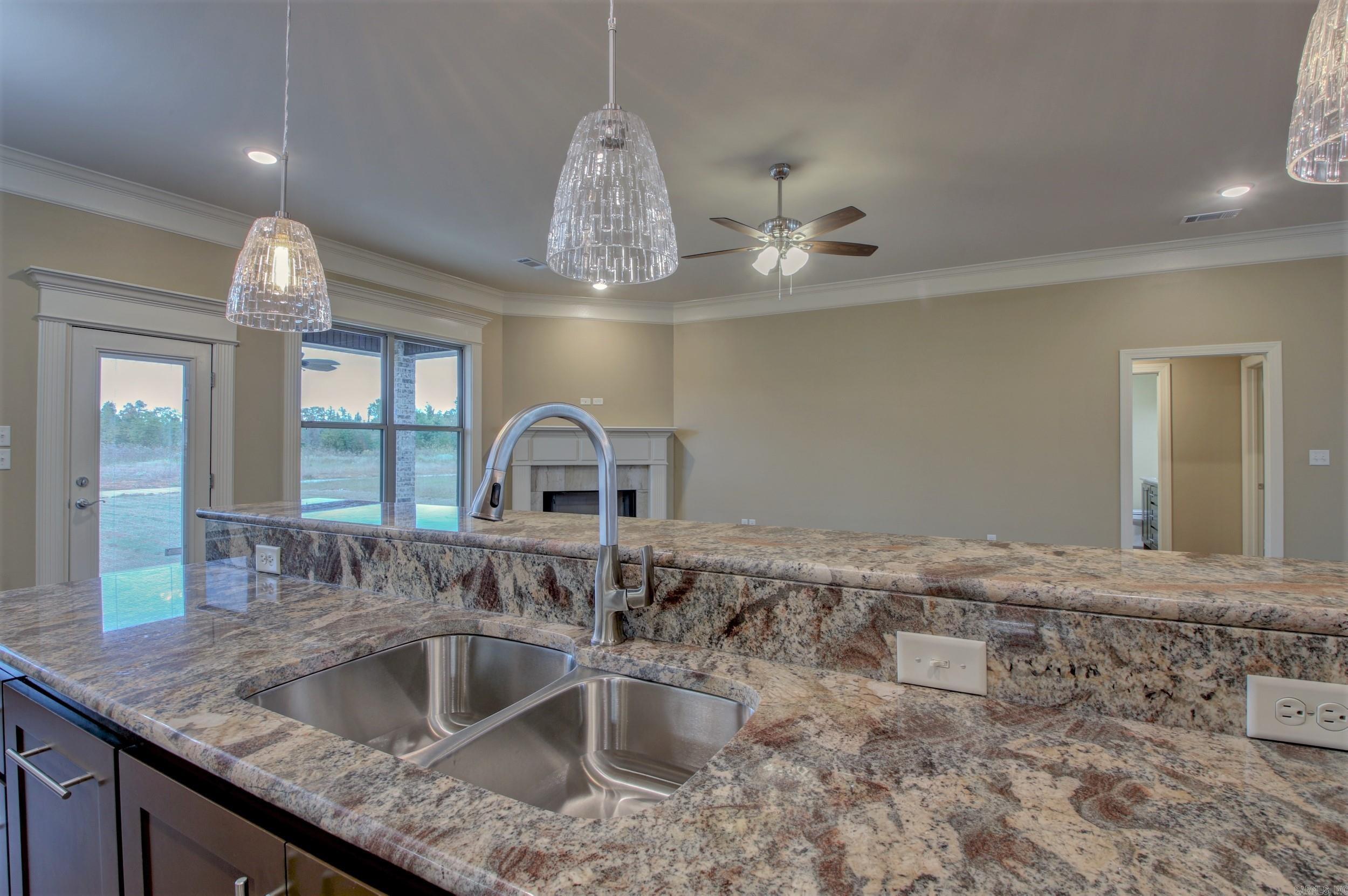520  Corondelet  Maumelle, AR