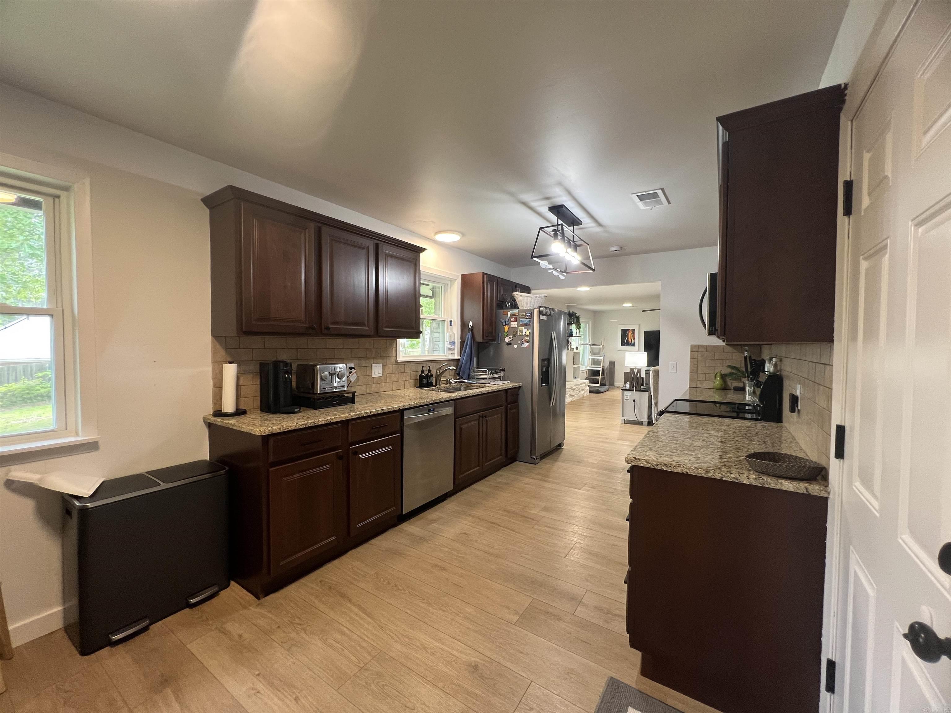 2203 W Main Street El Dorado, AR 71730