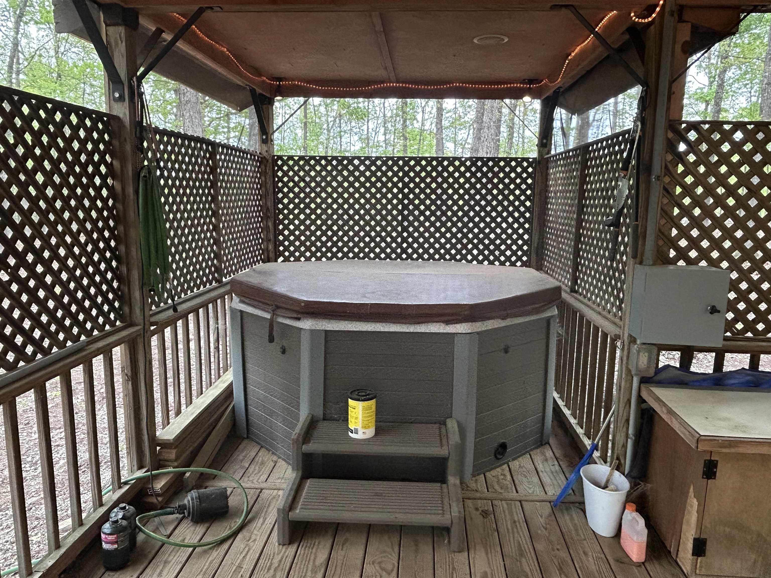 503  County Road 101  Alton, MO