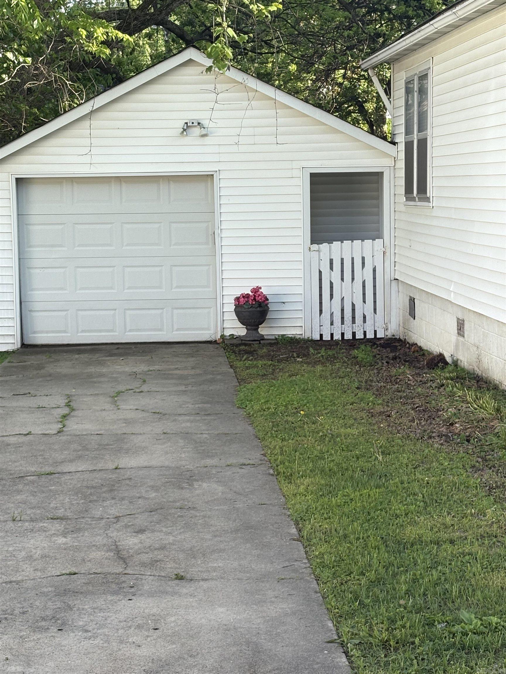 608 W Poplar  Paragould, AR