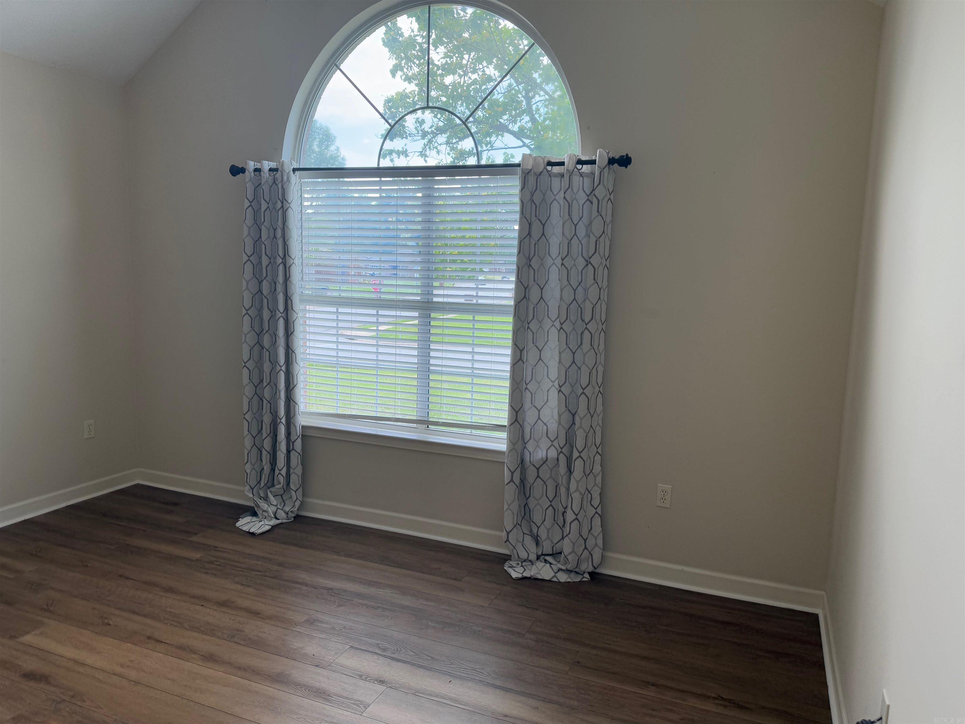 11 Village Creek Drive Cabot, AR 72023