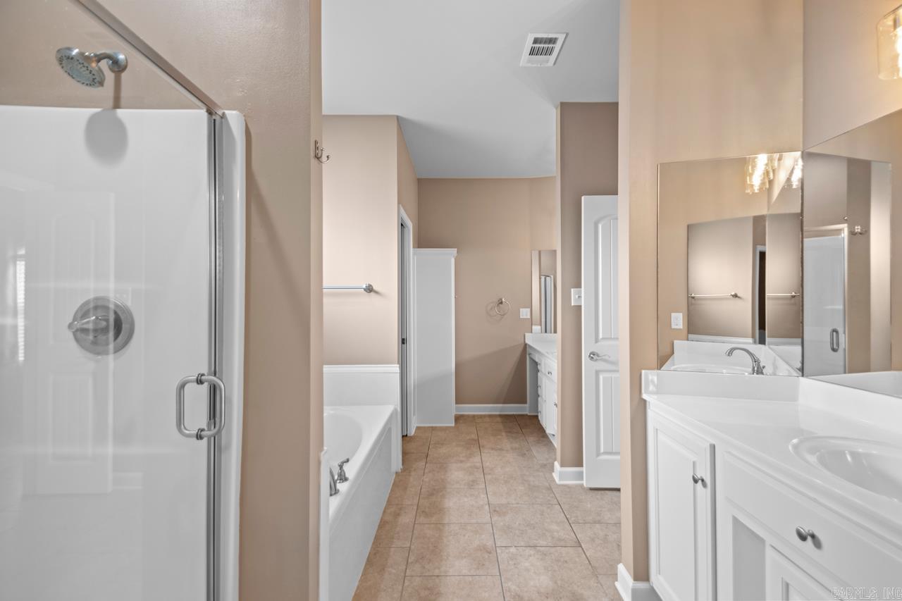 2360  Lakeshore  Cabot, AR