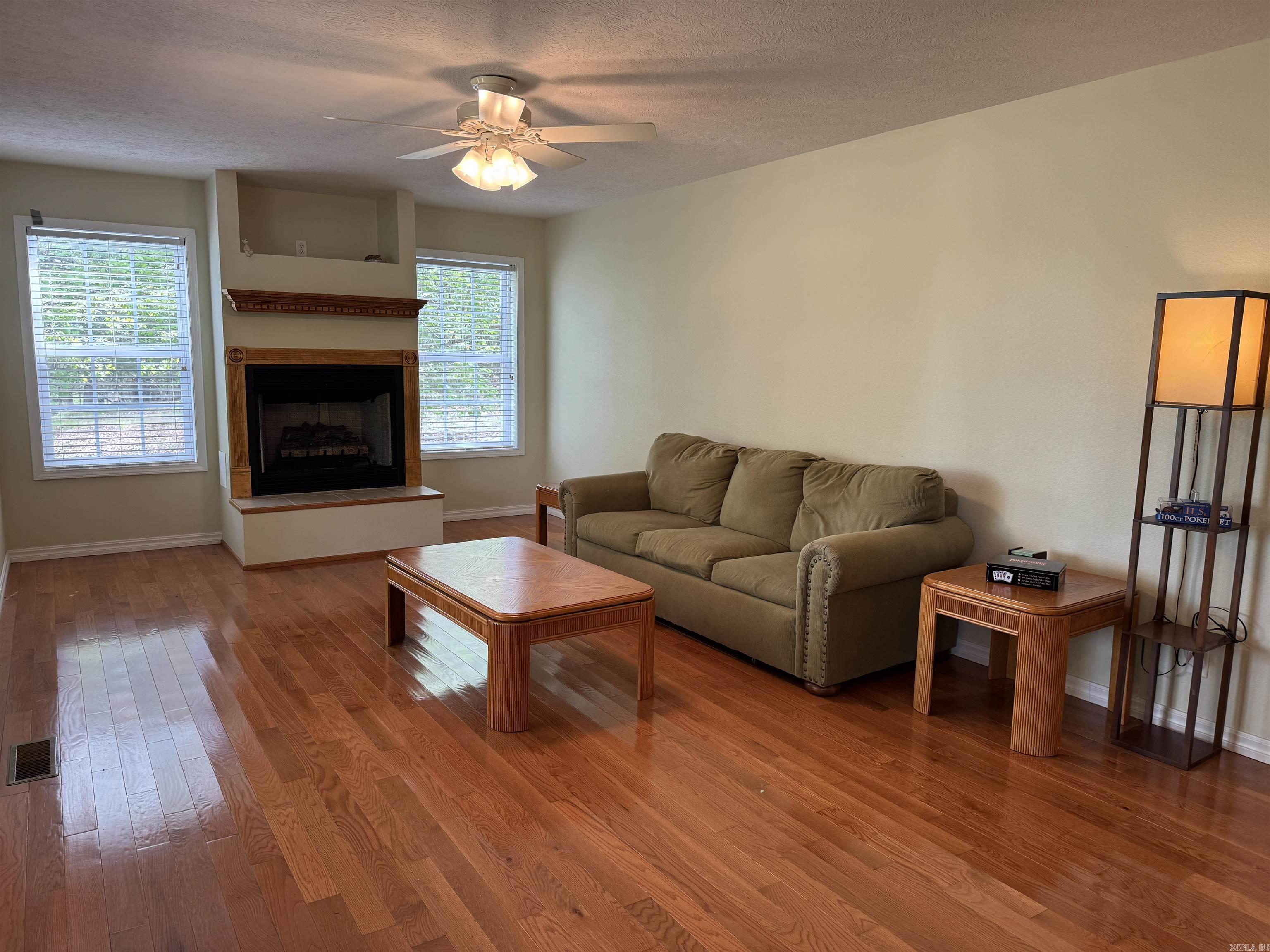 884  Lakehill  Peel, AR