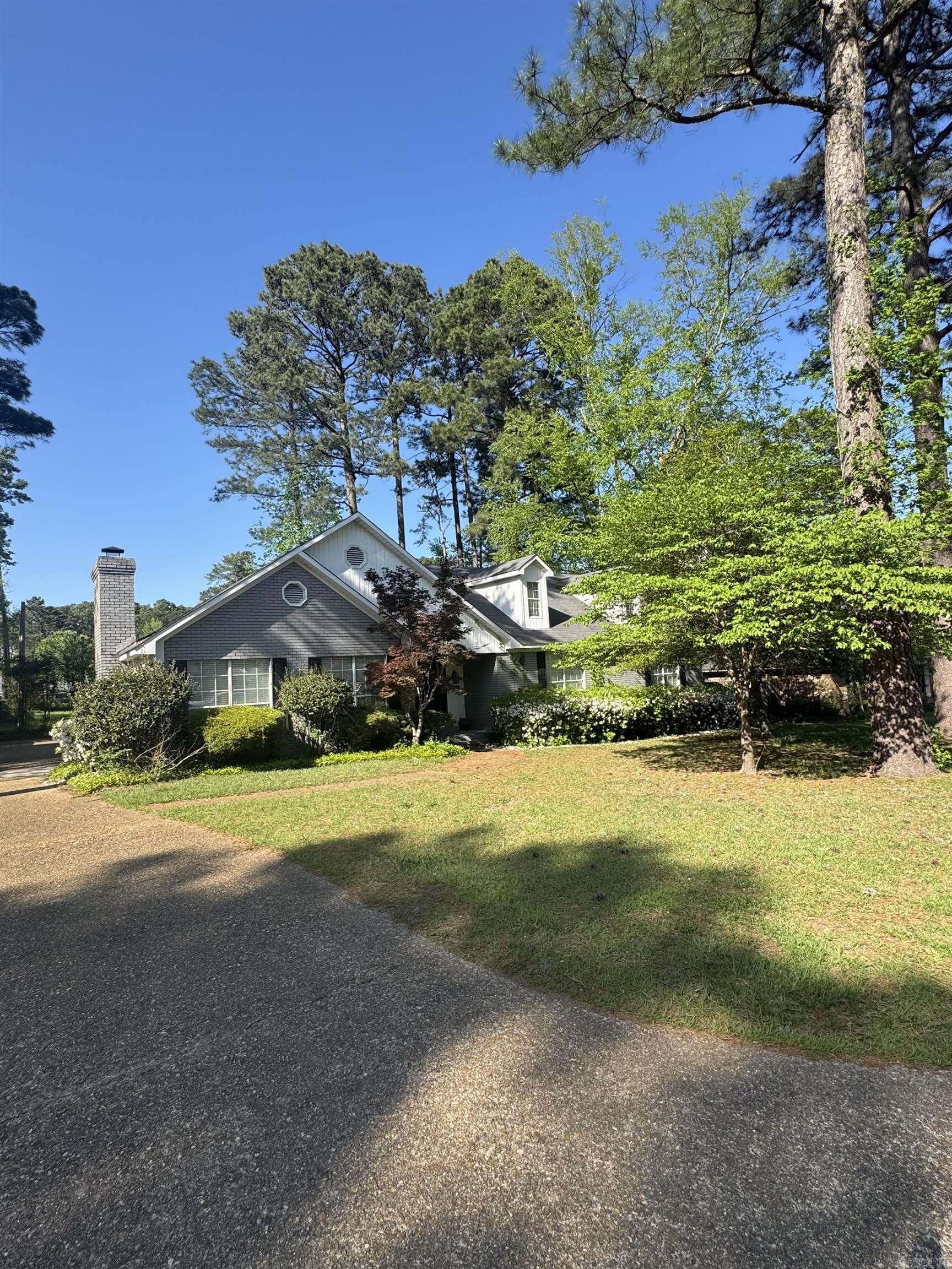 22  Azalea  Magnolia, AR