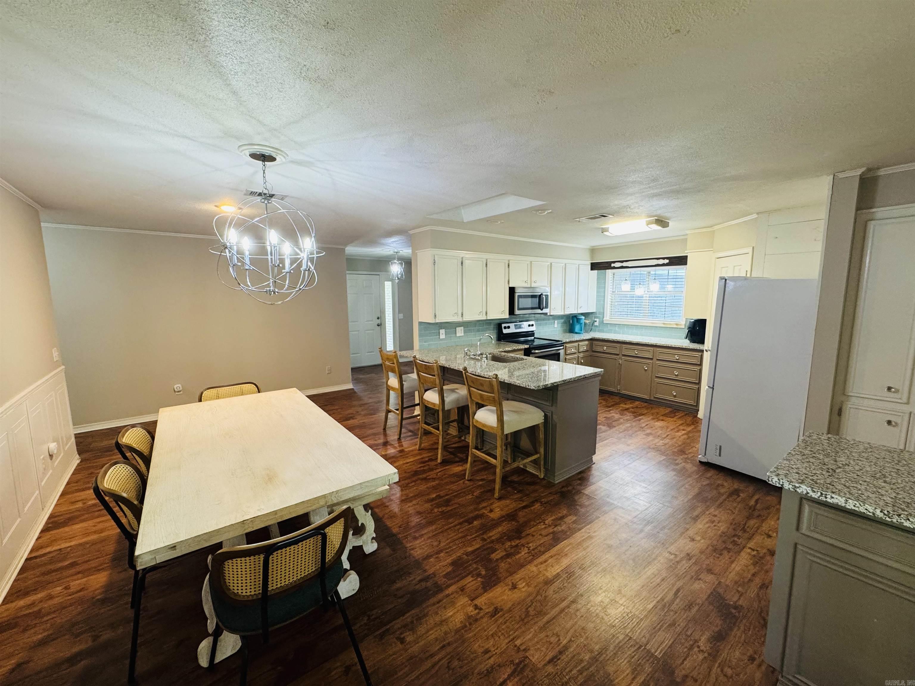 22  Azalea  Magnolia, AR