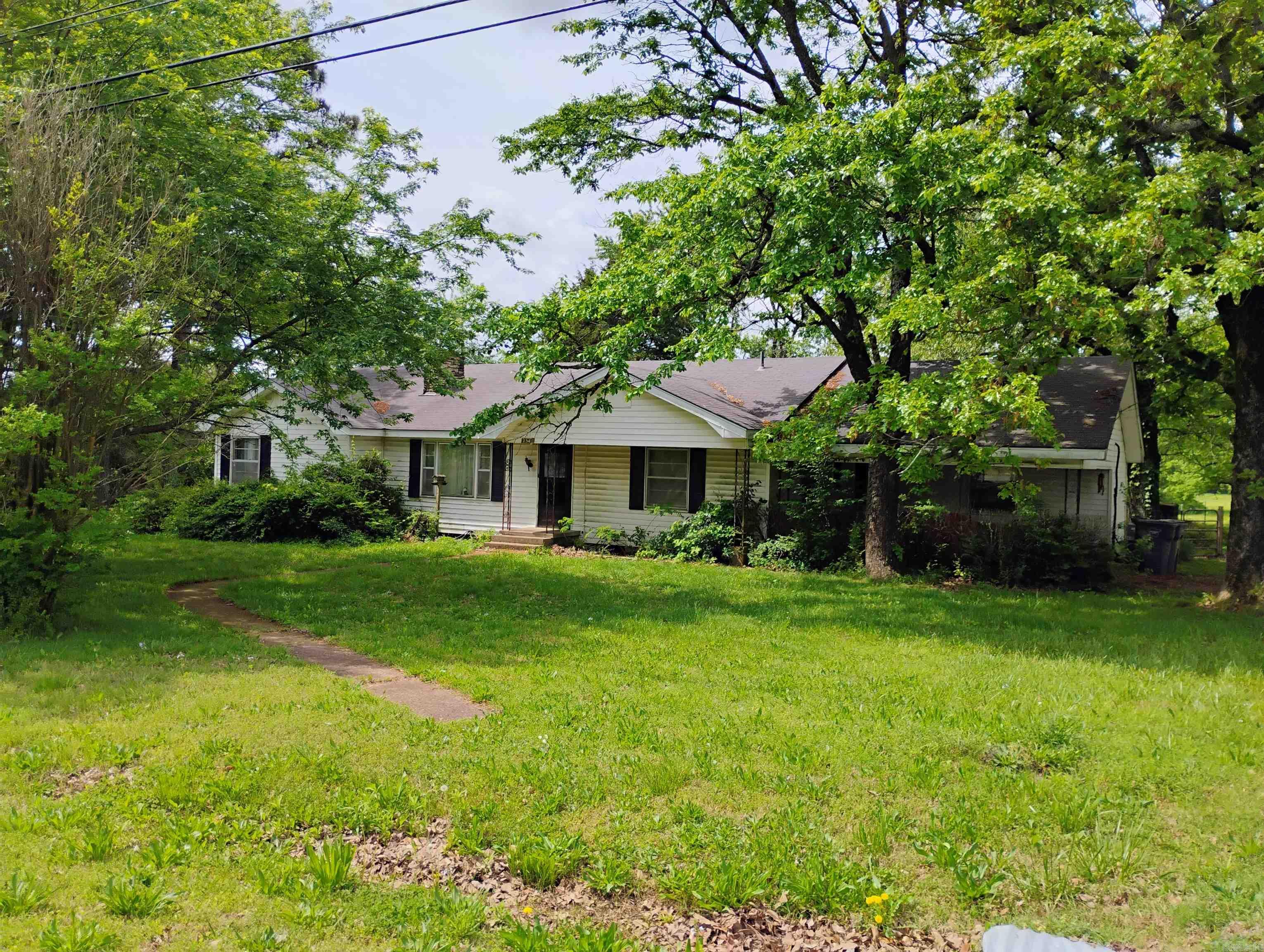 7548  Batesville Blvd  Pleasant Plains, AR