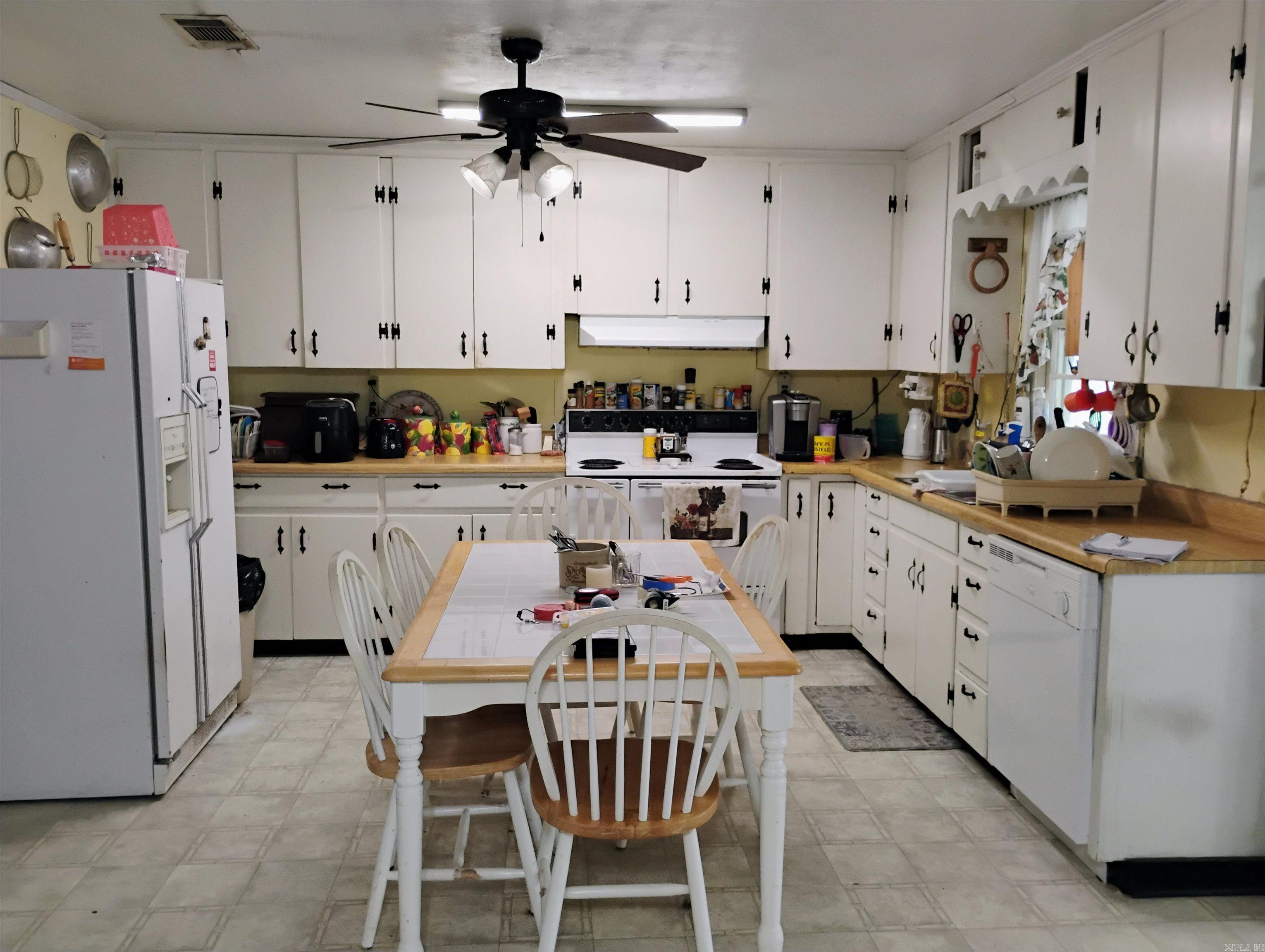 7548  Batesville Blvd  Pleasant Plains, AR