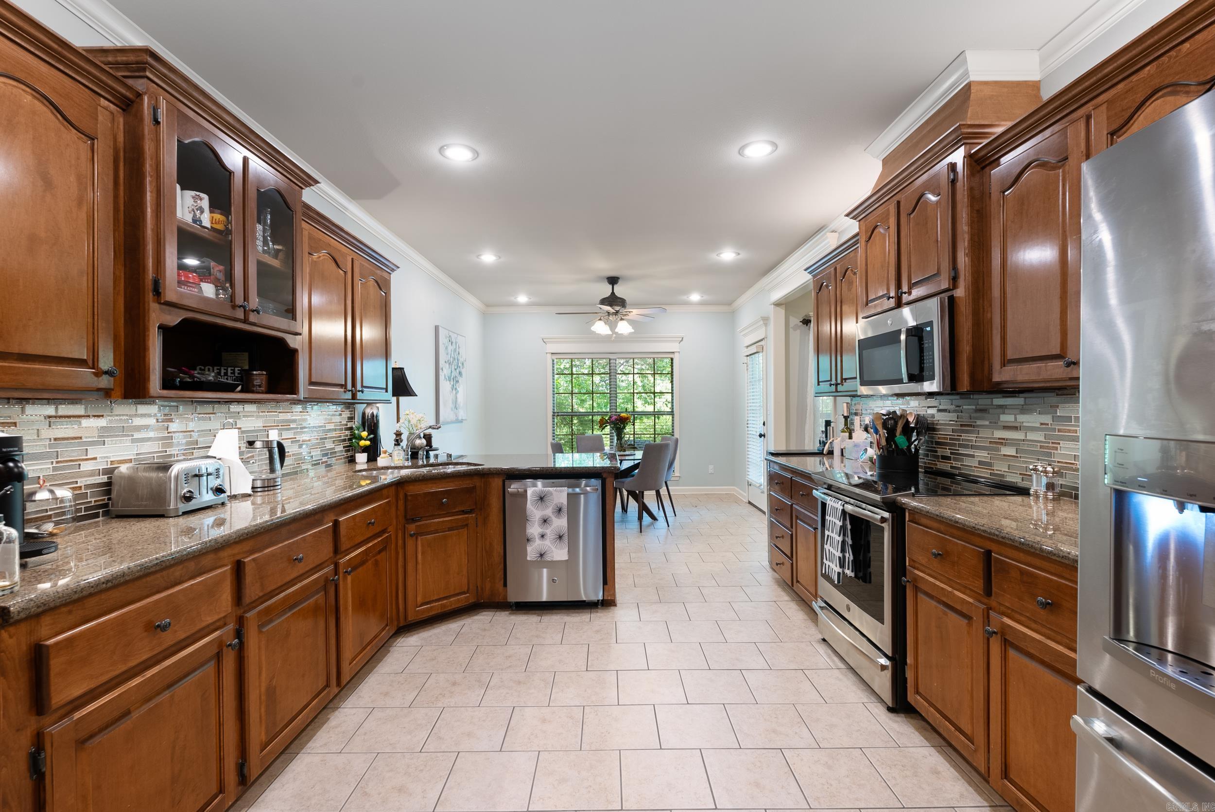 31  Norfork Drive  Maumelle, AR