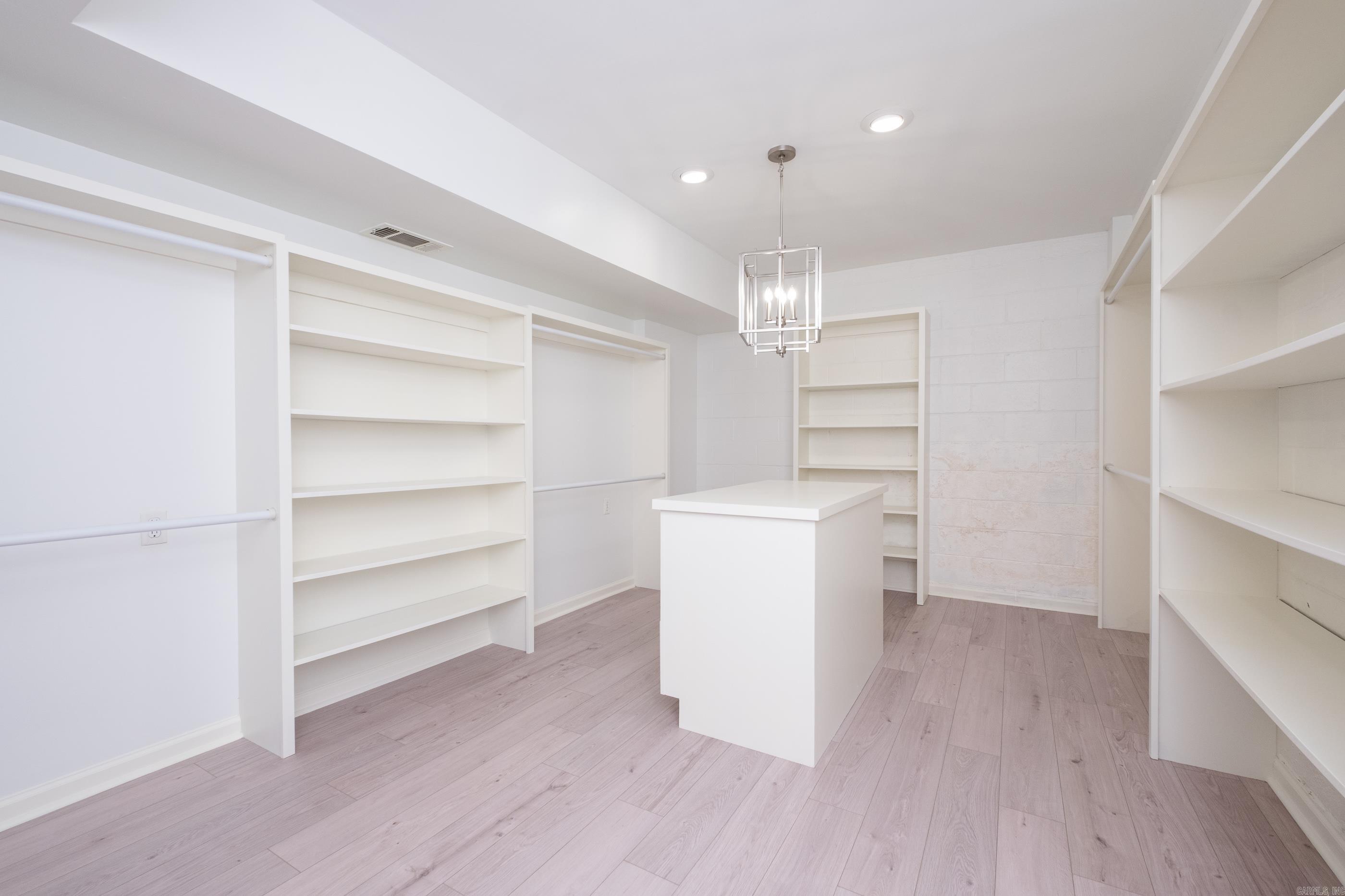 1211  Biscayne  Little Rock, AR