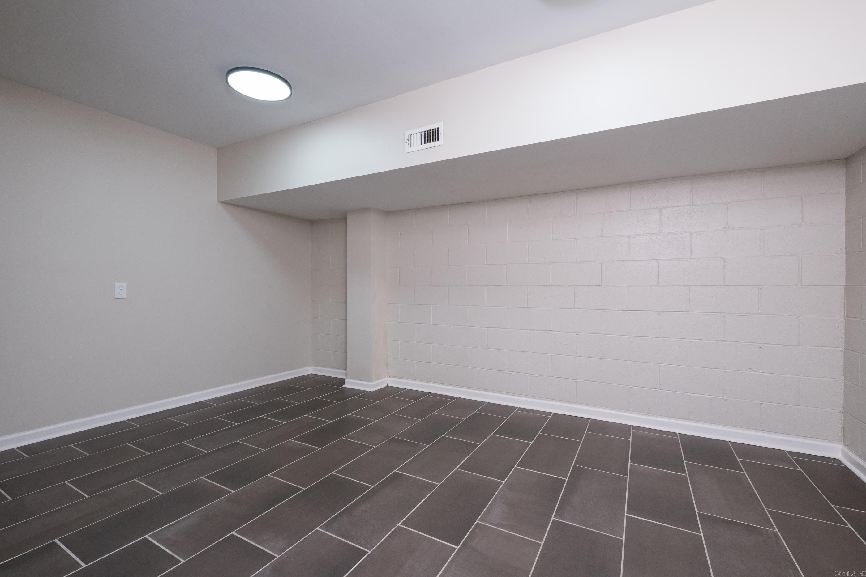 1211  Biscayne  Little Rock, AR
